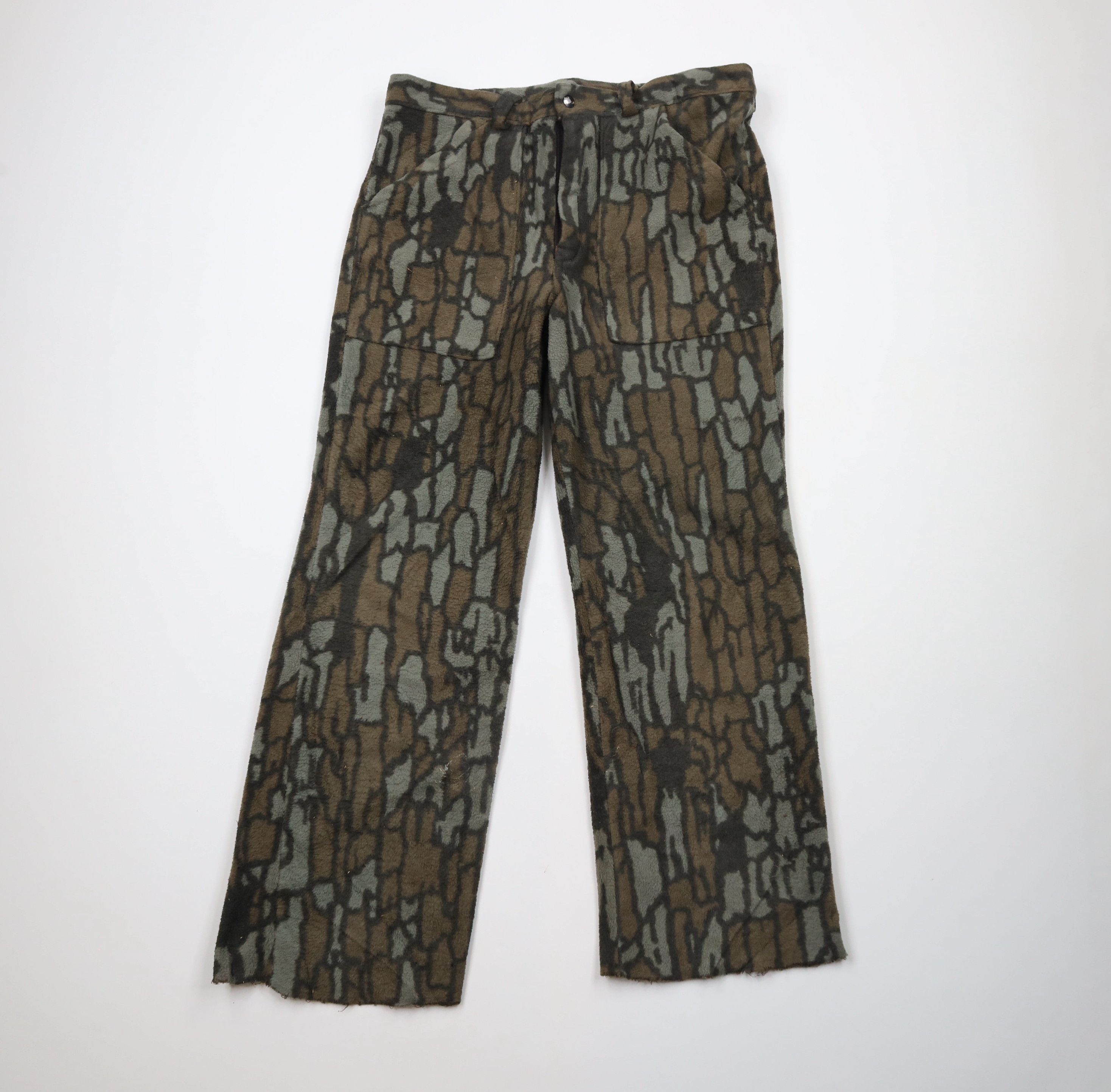 Vintage Vintage 90s Streetwear Trebark Camouflage Fleece Pants USA Size US 34 / EU 50 - 1 Thumbnail
