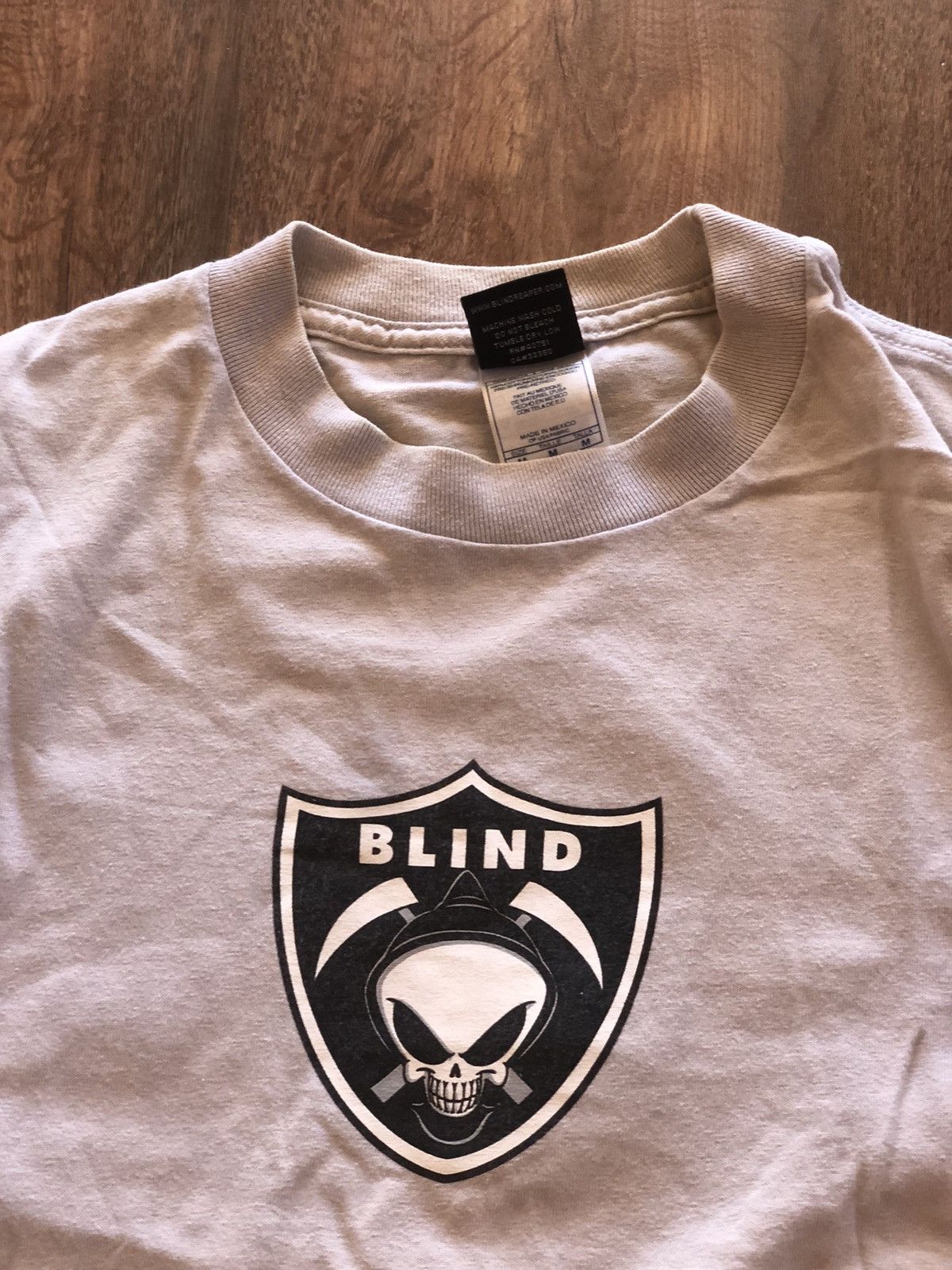 Blind Skateboards Very rare vintage blind skateboard t-shirt Size US M / EU 48-50 / 2 - 2 Thumbnail