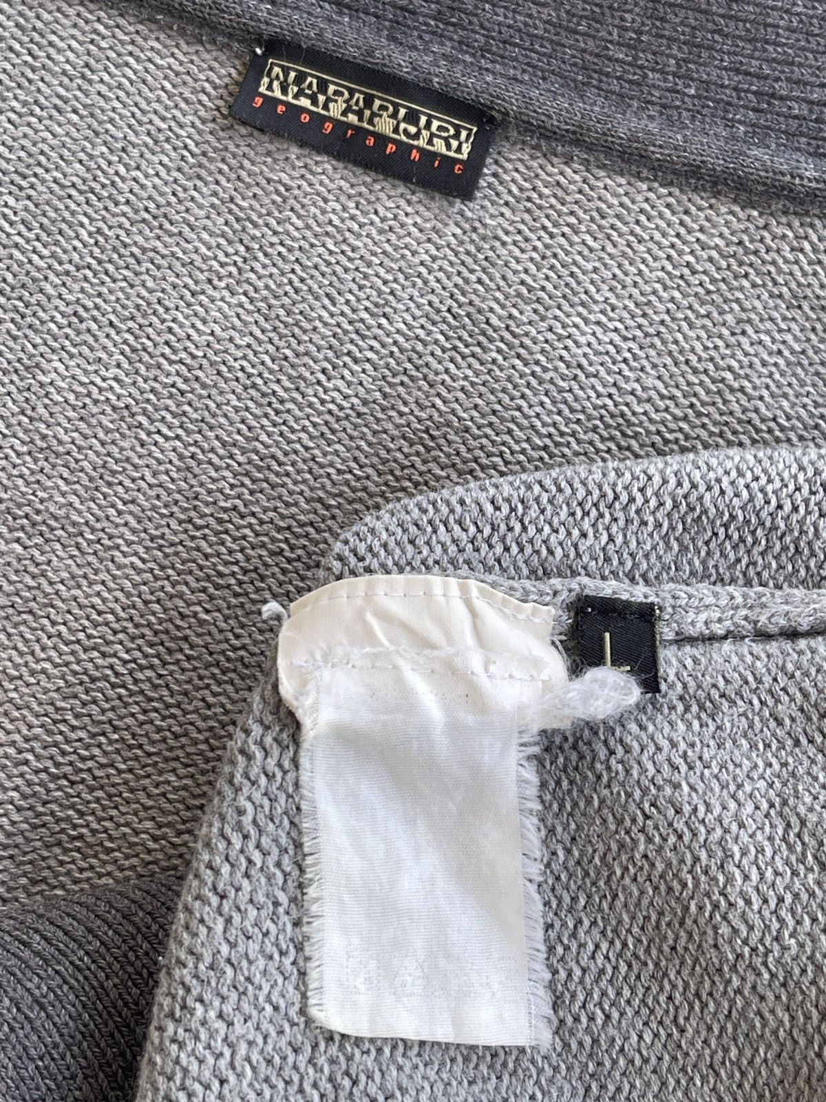 Napapijri Napapijri Men Cardigan Knit (Sunfaded Grey) Size US L / EU 52-54 / 3 - 16 Thumbnail