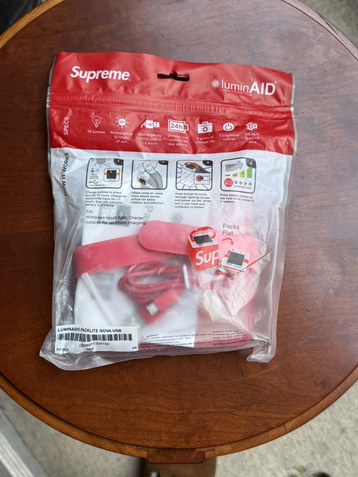 Supreme Supreme X LuminAID Pack Lite Nova USB SS2018 Size ONE SIZE - 4 Thumbnail