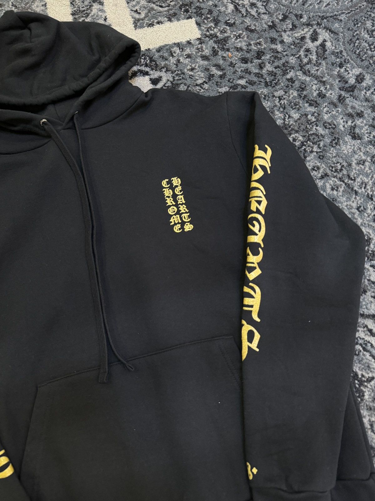 Chrome Hearts New Chrome Hearts Black & Gold Glitter Script Hoodie Size US M / EU 48-50 / 2 - 2 Thumbnail