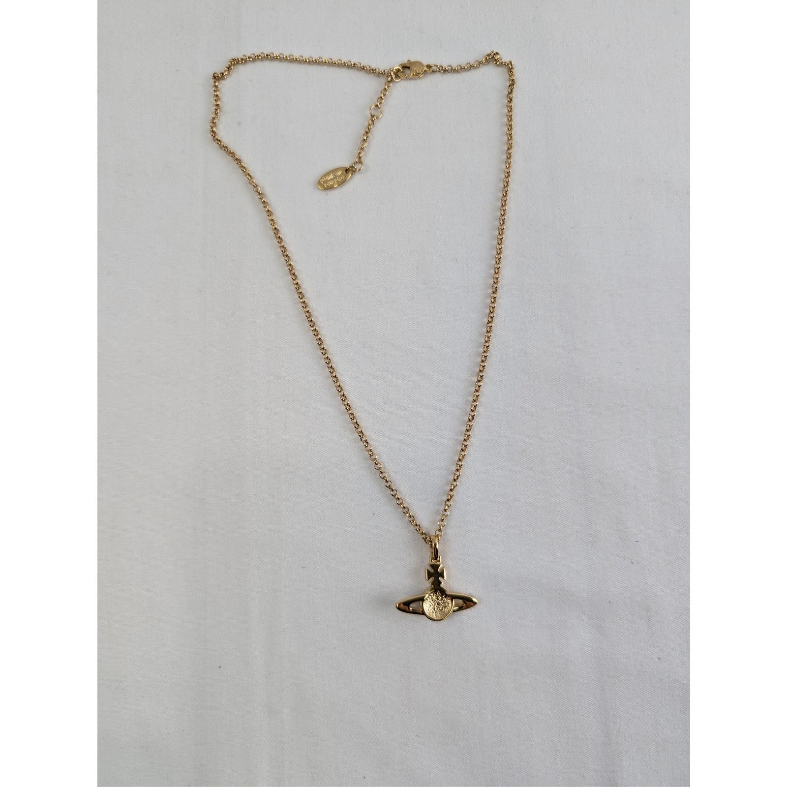 Vivienne Westwood o1rshd1 Size: OS / unisex Gold Cristal Orb Pendant Necklace Size ONE SIZE - 9 Thumbnail