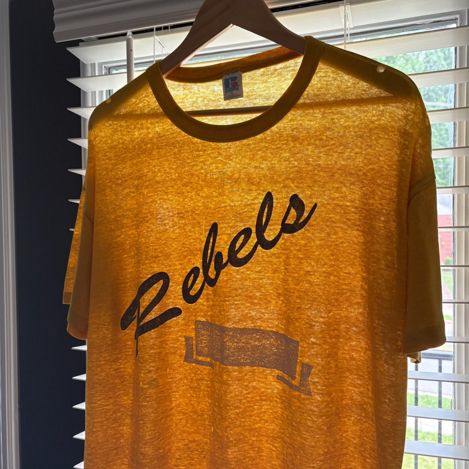 Russell Athletic × Vintage Vintage Paper Thin Distressed Worn Burnout T Shirt Size L Size US L / EU 52-54 / 3 - 2 Thumbnail