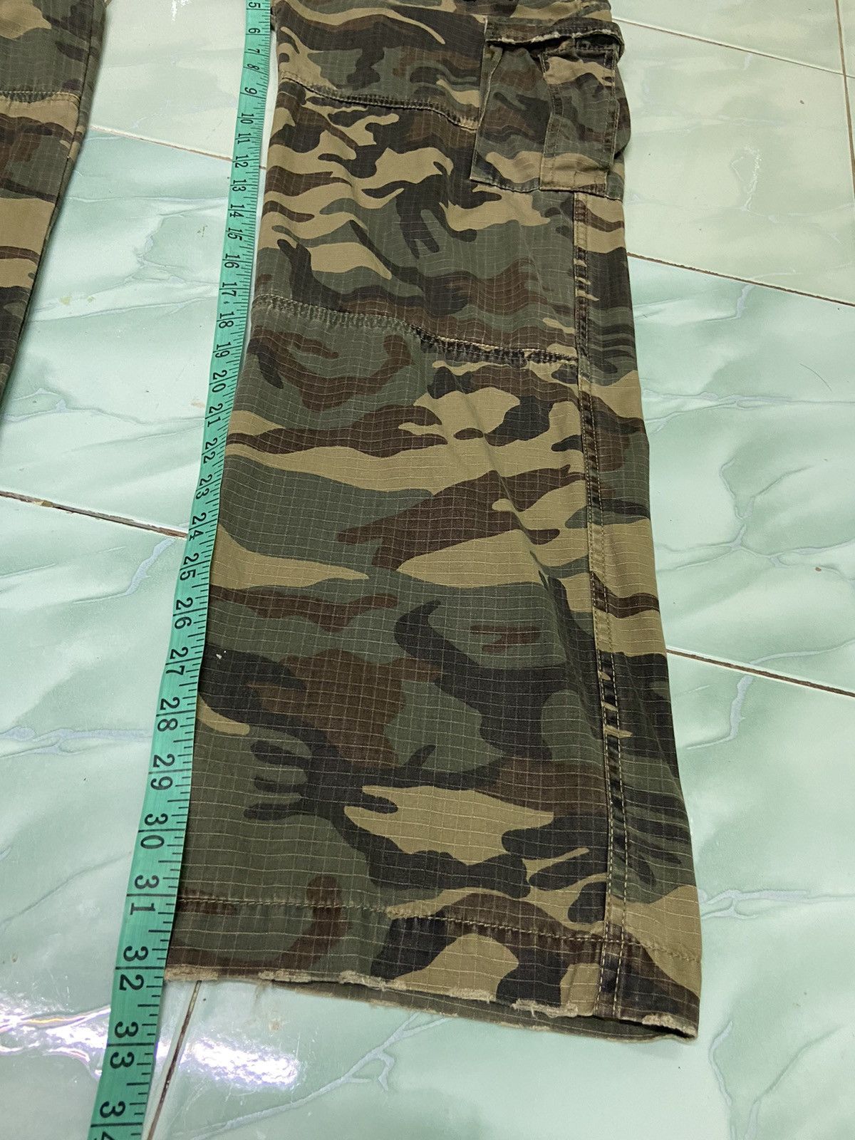 Alpha Industries Alpha industries cargo pants camouflage distressed Size US 34 / EU 50 - 18 Thumbnail