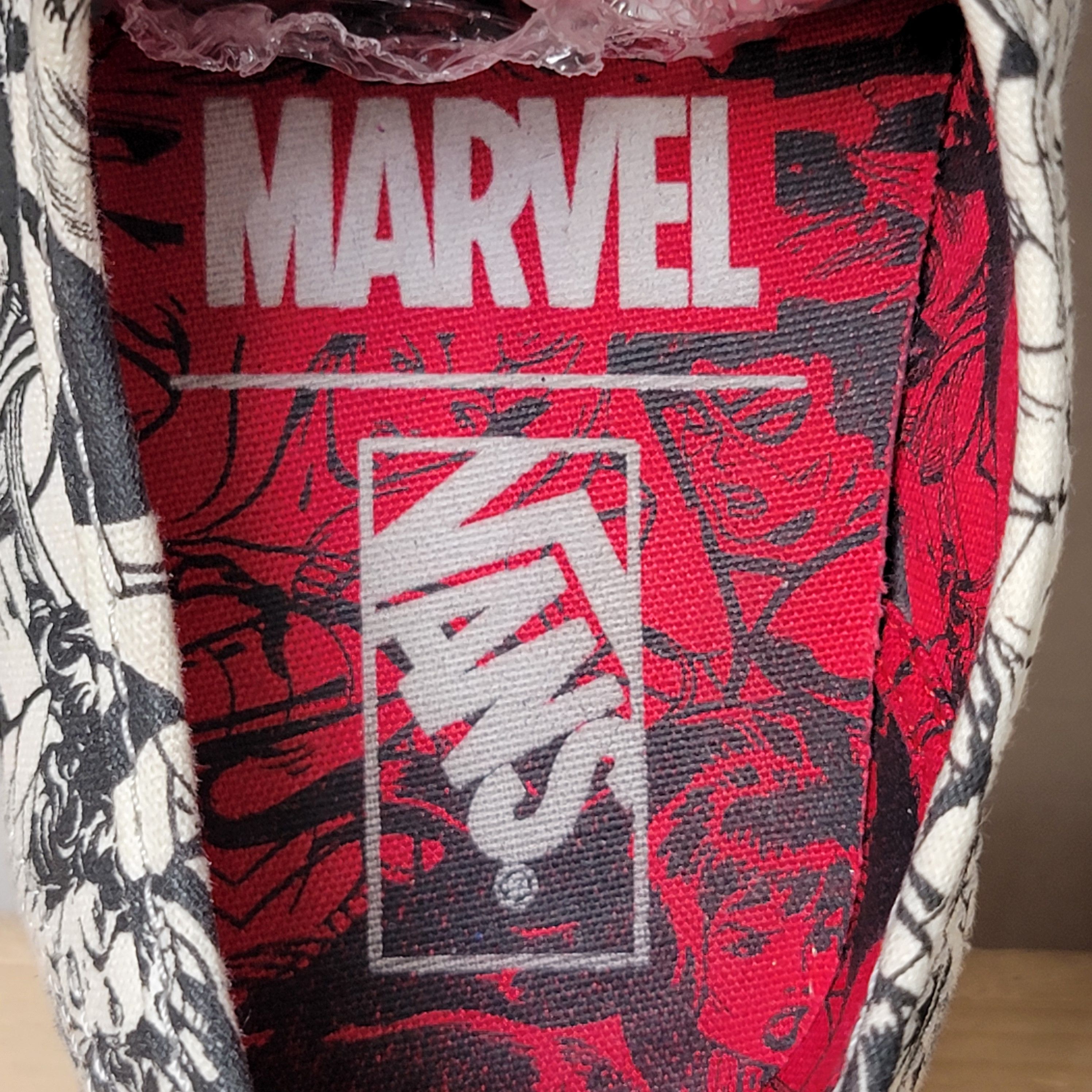 Vans Vans X Marvel Avengers Women Low Top - 6.5 (Men) 8 (Women) Size US 8 / IT 38 - 7 Thumbnail
