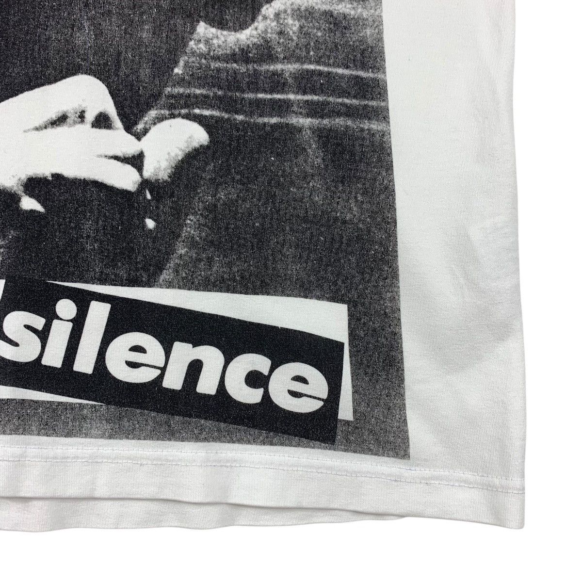 Barbara Kruger × Vintage Vintage BARBARA KRUGER your comfort is my silence tee shirt Size US M / EU 48-50 / 2 - 9 Thumbnail
