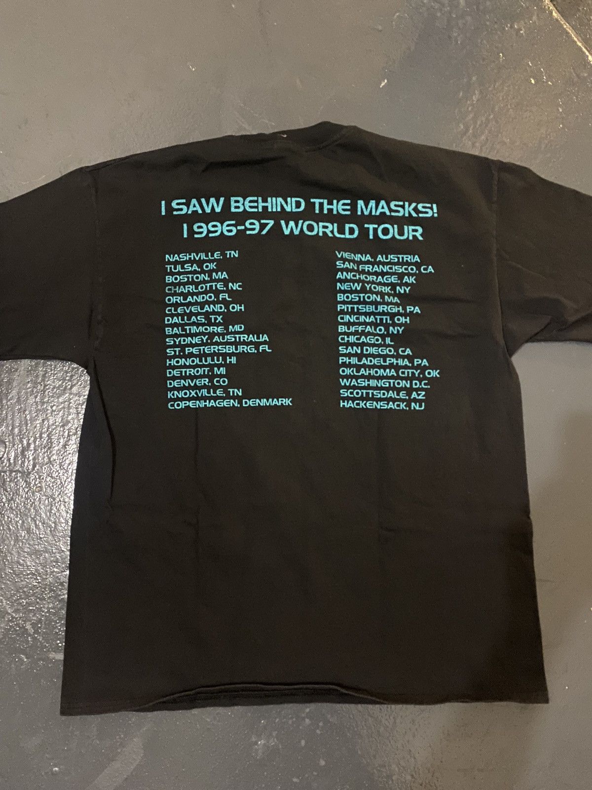 Star Wars × Vintage Vintage Star Wars XL T-shirt Behind The Masks Tour 1996 Size US XL / EU 56 / 4 - 4 Thumbnail