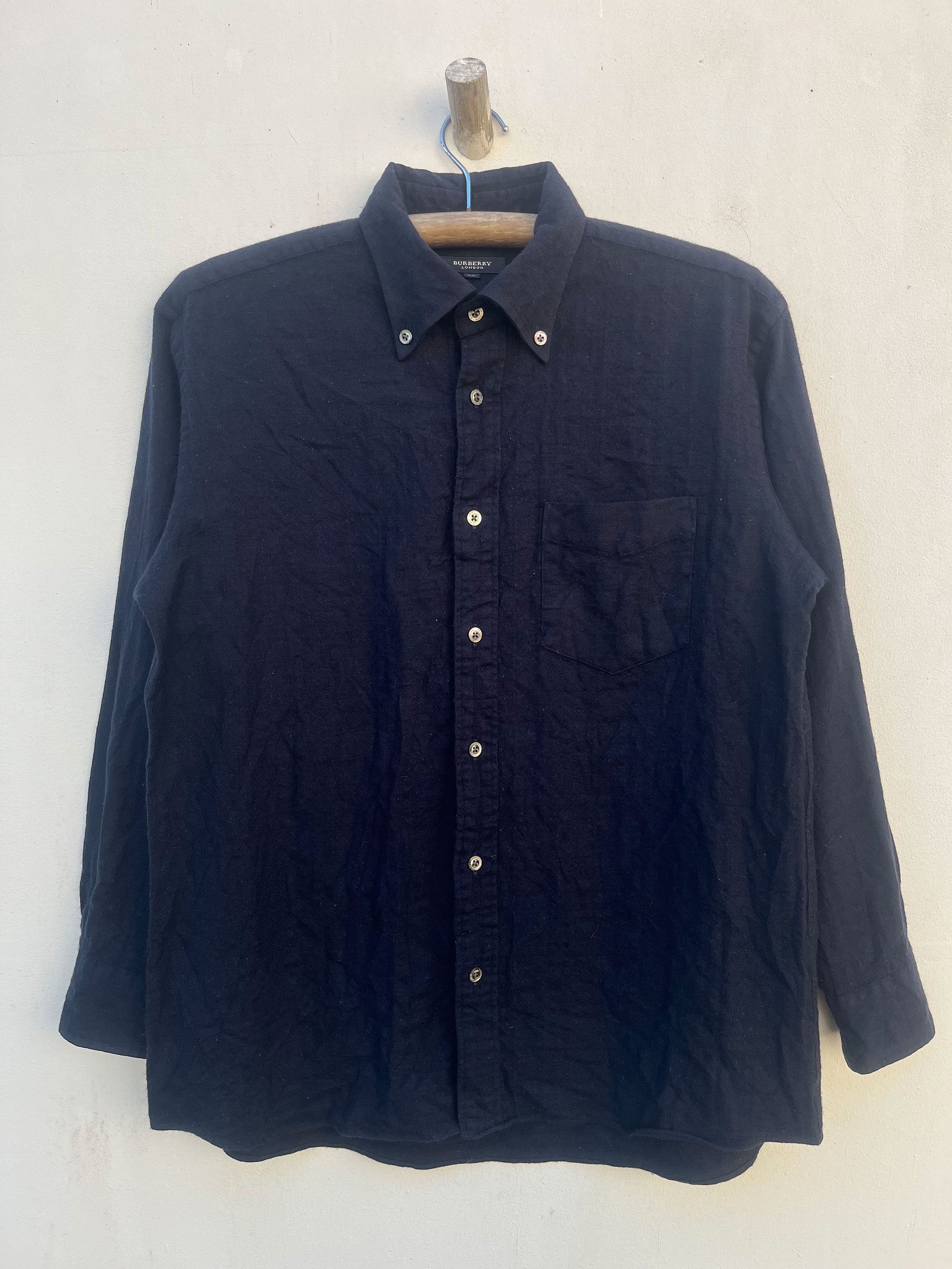 Burberry Burberry London Button Down Shirt Long Sleeve Size US XL / EU 56 / 4 - 1 Thumbnail