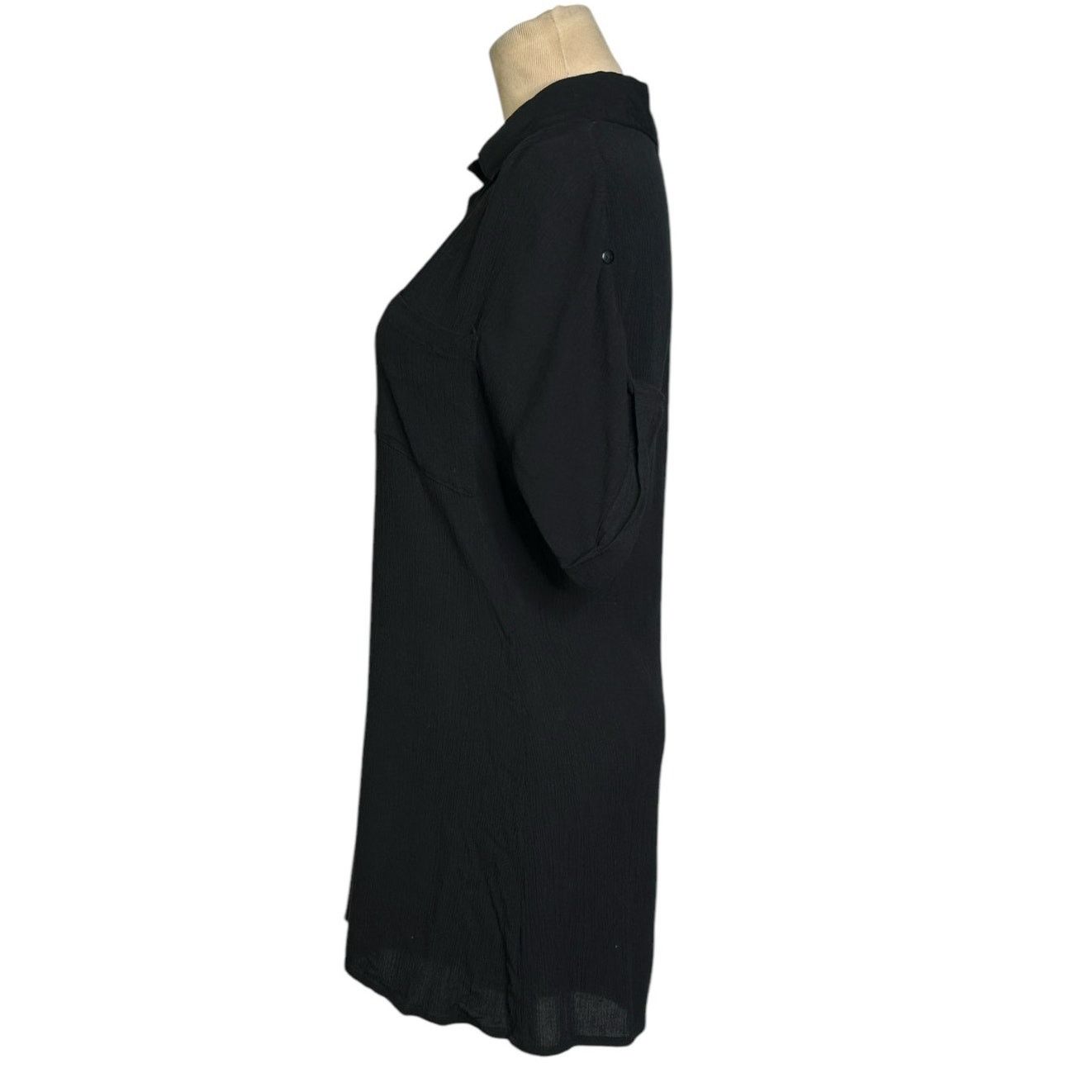 Nasty Gal Nasty Gal black short cuffed sleeves buttoned romper size 4 Size 27" / US 4 / IT 40 - 7 Thumbnail