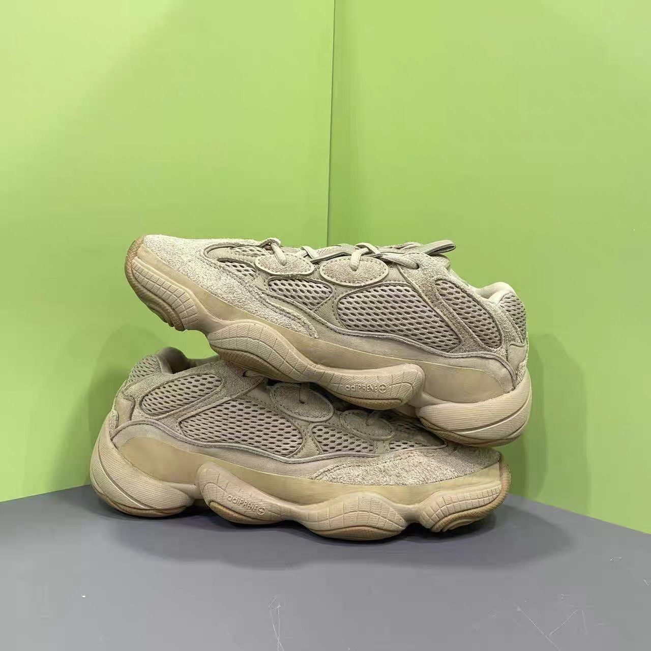 Adidas Adidas Yeezy 500 Casual Shoes K15 Size US 9.5 / EU 42-43 - 5 Thumbnail