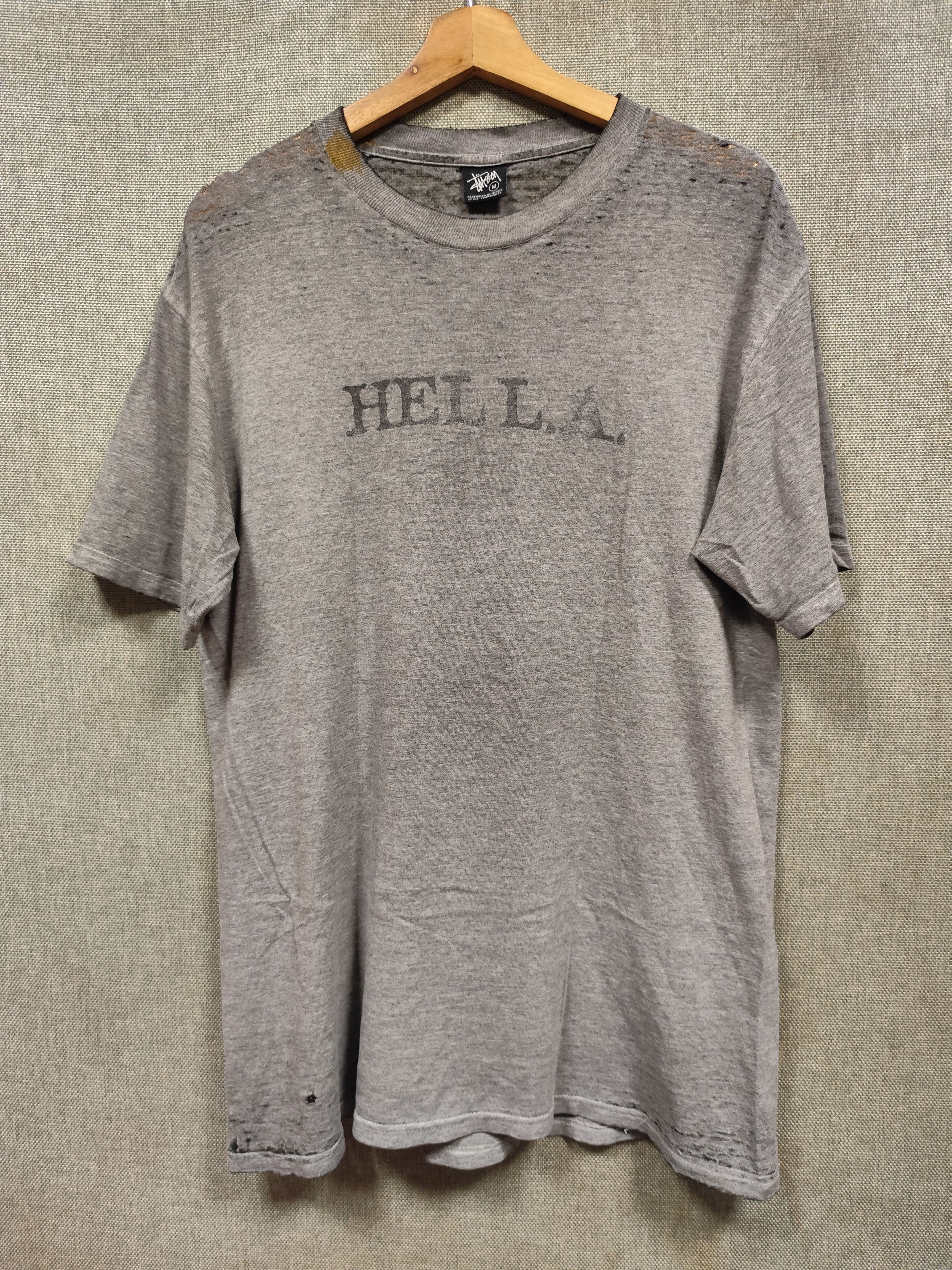 Stussy Vintage 90s t shirt stussy HELL.A thrashed Size US M / EU 48-50 / 2 - 1 Thumbnail