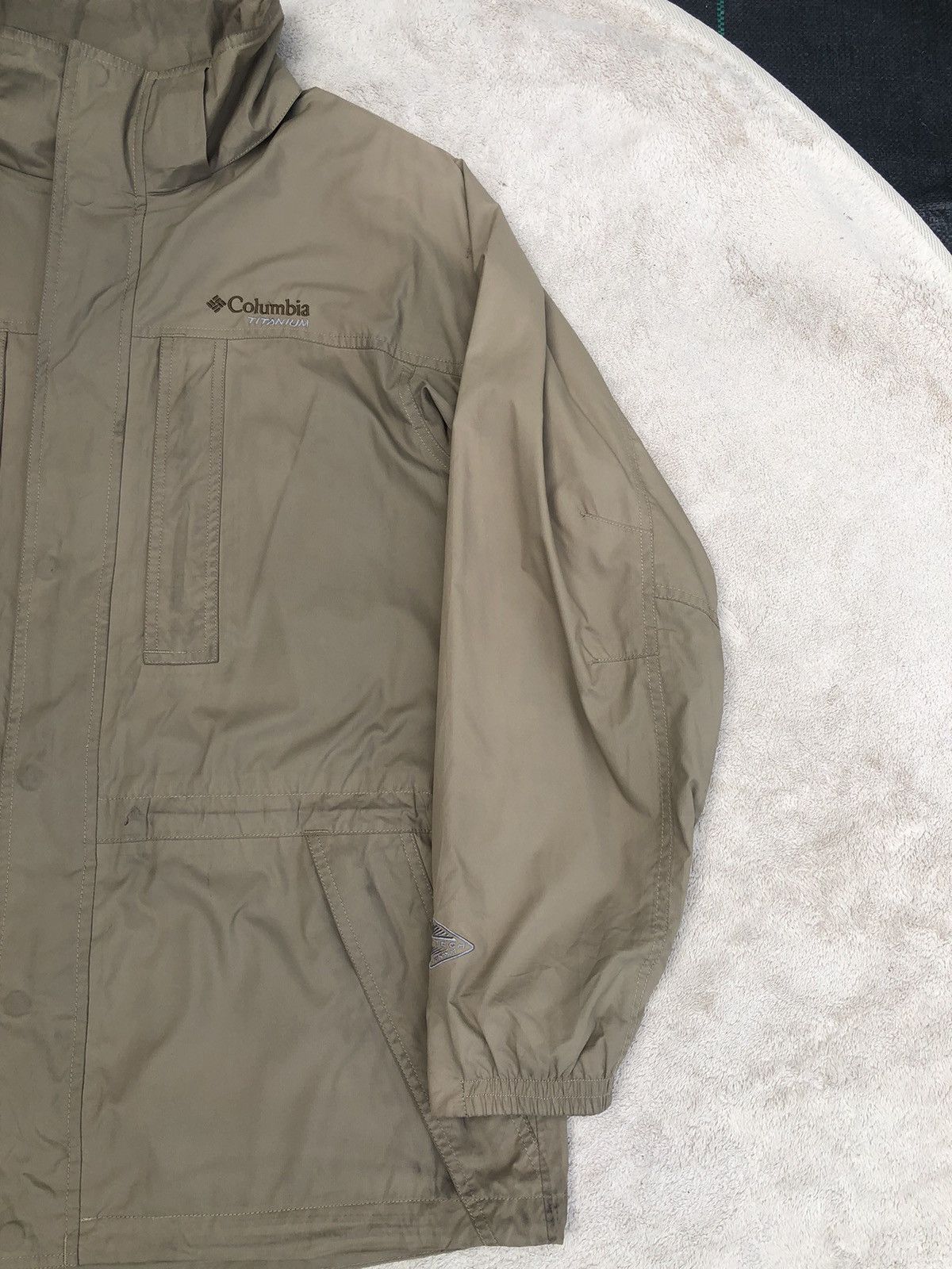 Columbia × Vintage Vintage Columbia Titanium Outdoor Jacket Size US L / EU 52-54 / 3 - 3 Thumbnail