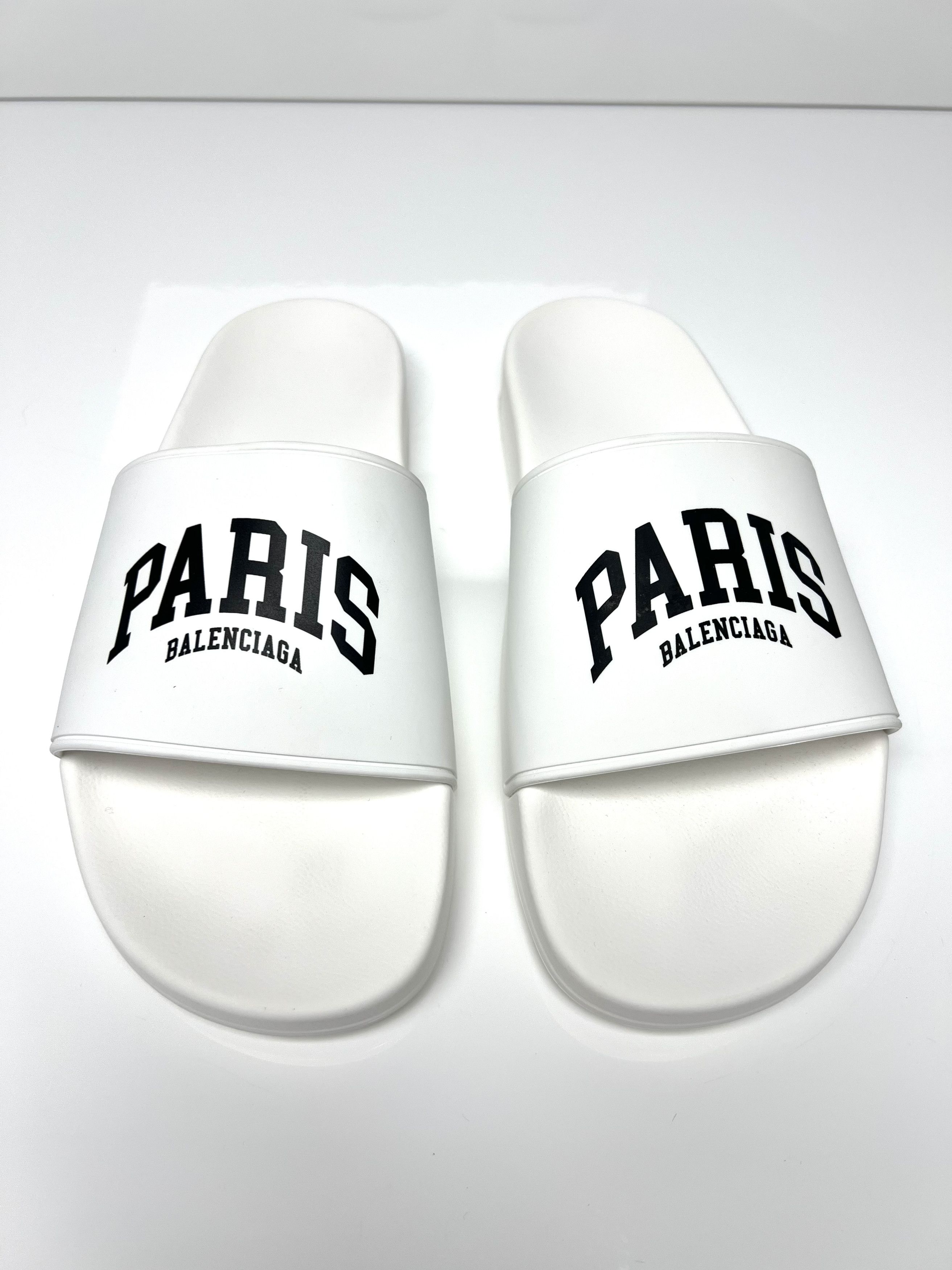 Balenciaga NEW, BALENCIAGA W/ LOGO DESIGN MENS RUBBER SLIDES Size US 12 / EU 45 - 1 Thumbnail