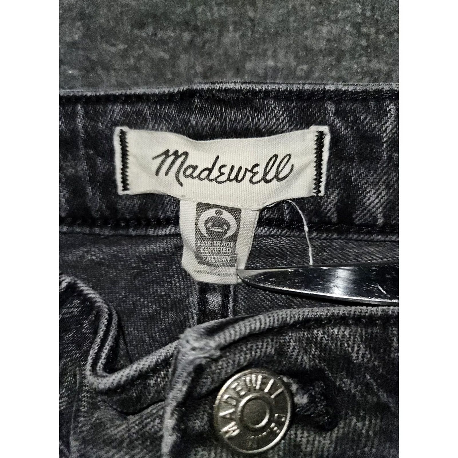 Madewell 1. Keywords: "Madewell Curvy Perfect Vintage Jeans," "Womens Size 42" / US 20 - 2 Thumbnail