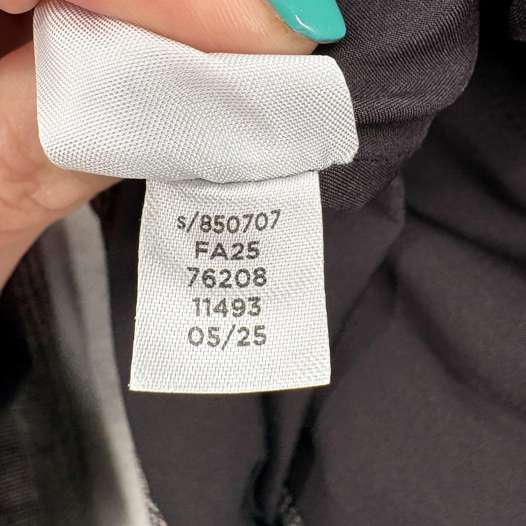 Ann Taylor Ann Taylor Blazer Womens 14 Gray Plaid Double Breasted Work Jacket Career Formal Size XL / US 12-14 / IT 48-50 - 7 Thumbnail