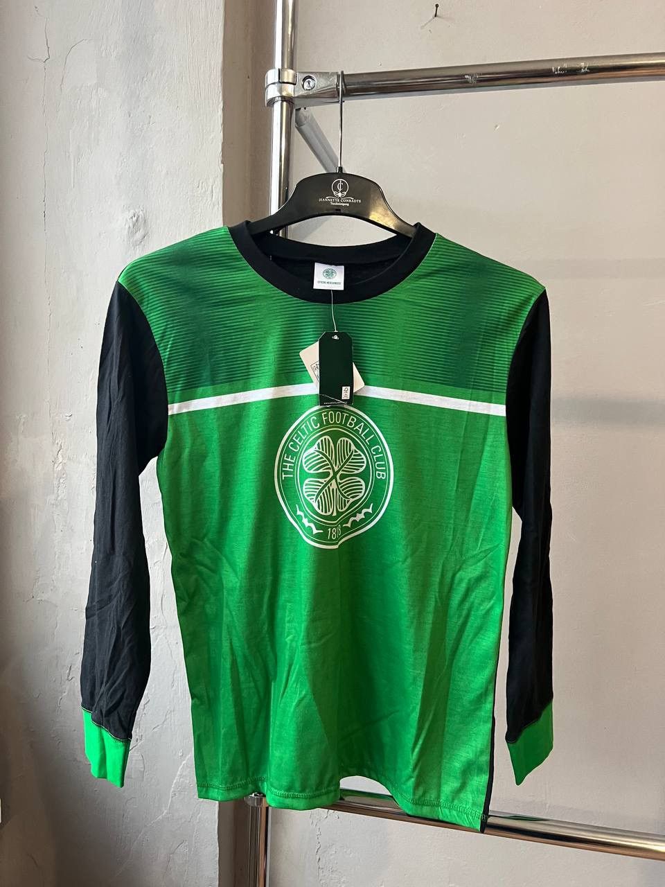 Vintage NEW! CELTIC FC OFFICIAL MERCHANDISE SOCCER LONG SLEEVE SZ S Size US S / EU 44-46 / 1 - 2 Thumbnail