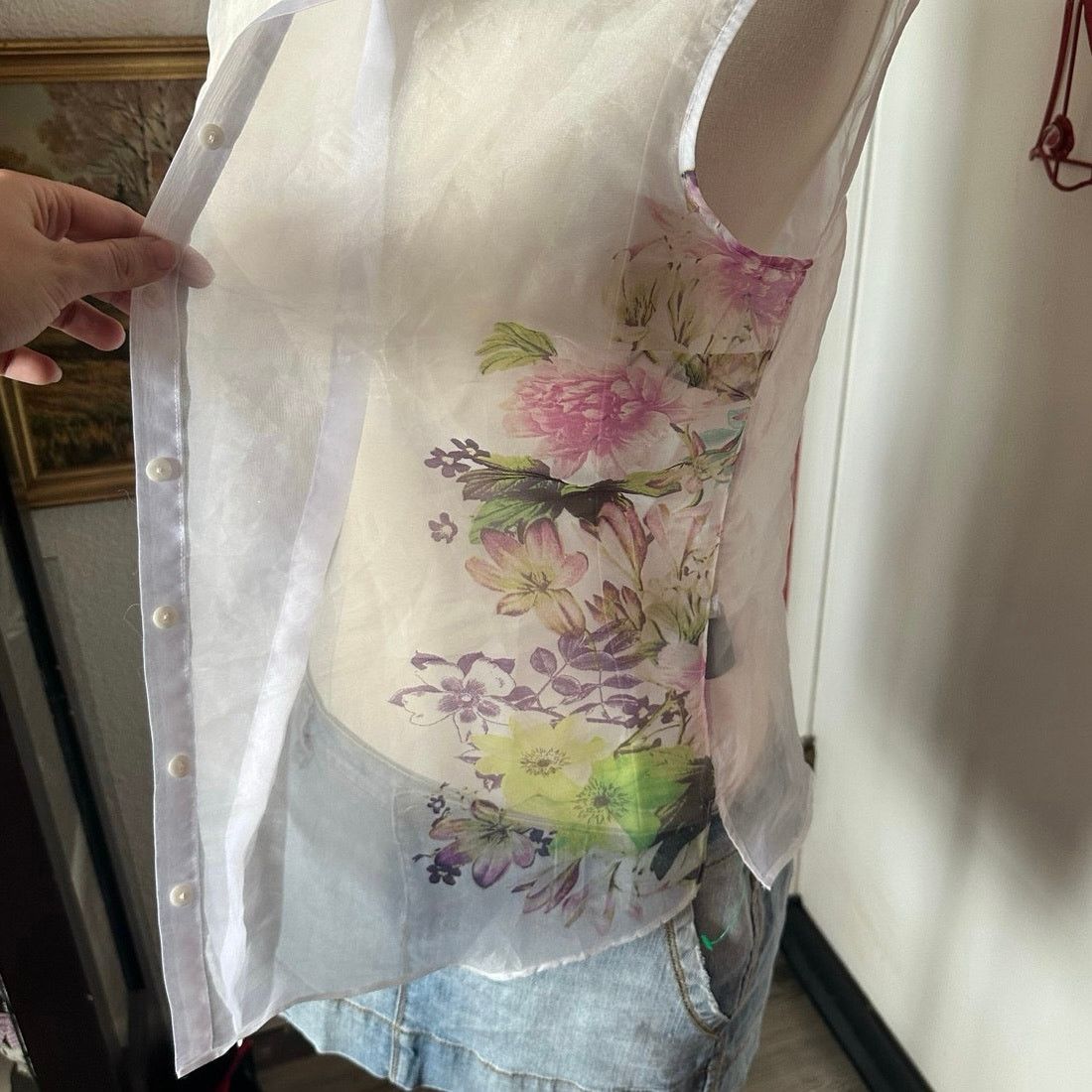 Worthington worthington white mesh sheer button up floral tank top Size L / US 10 / IT 46 - 2 Thumbnail