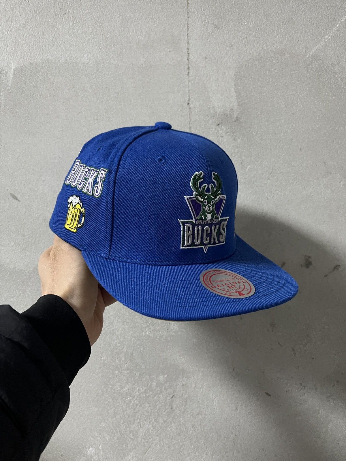 Mitchell & Ness Mitchell Ness NBA Milwaukee Bucks 2021 Champion Snapback Size ONE SIZE - 1 Thumbnail