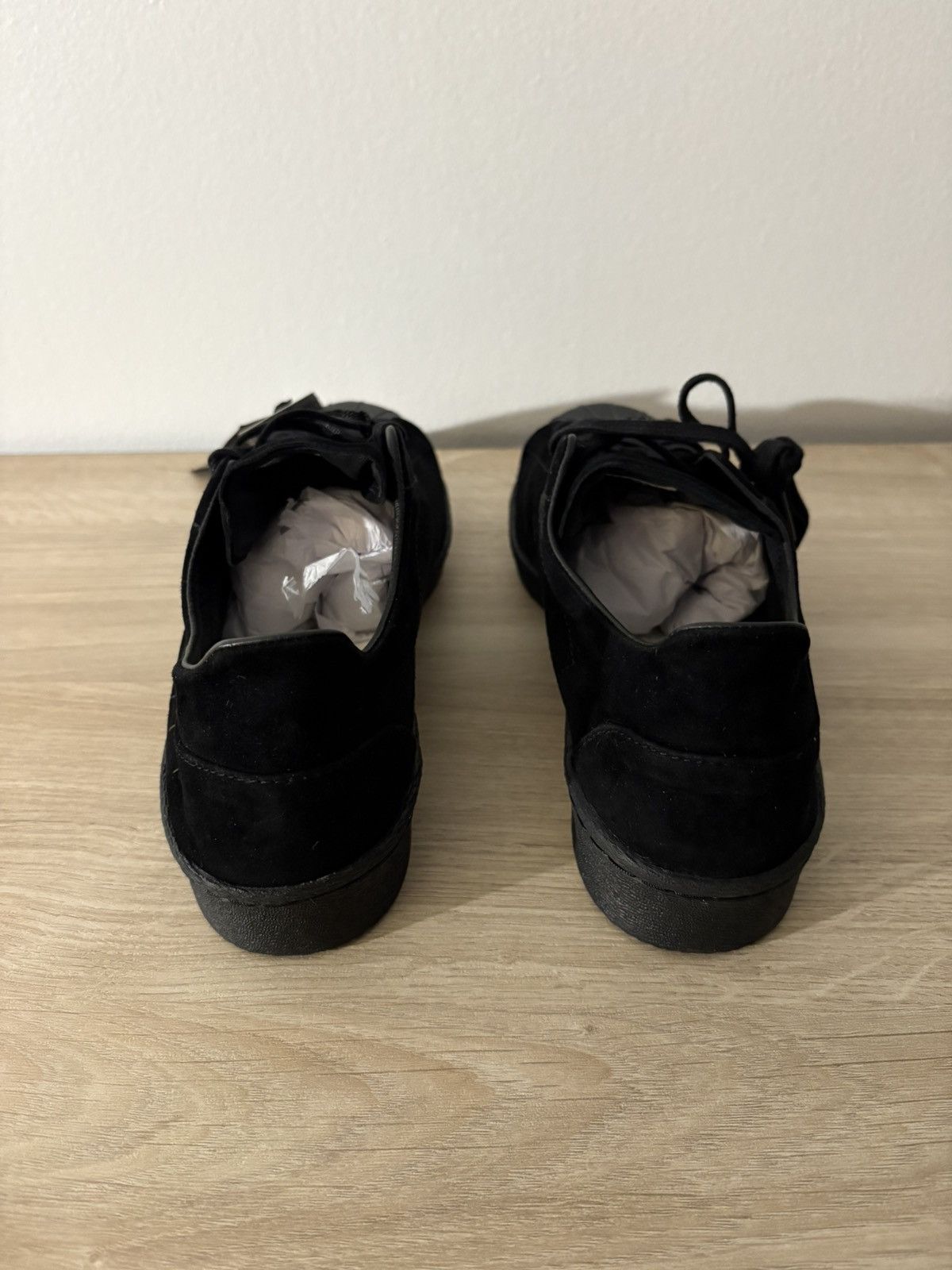 Yohji Yamamoto YOHJI YAMAMOTO Black Y-3 KURO Superstar Sneakers Size US 10 / EU 43 - 4 Thumbnail