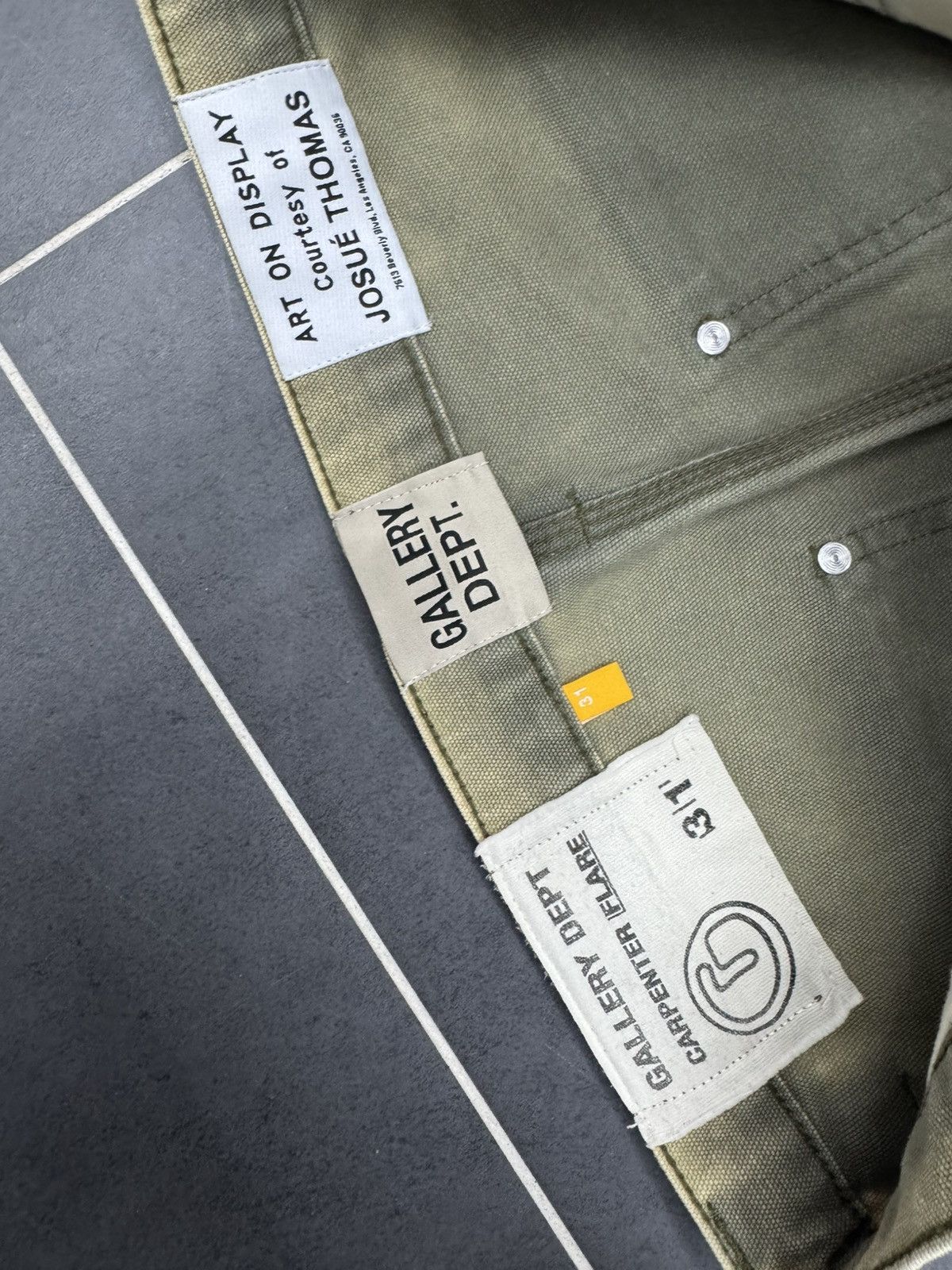 Gallery Dept. Olive green gallery dept flare pants Size US 31 - 2 Thumbnail