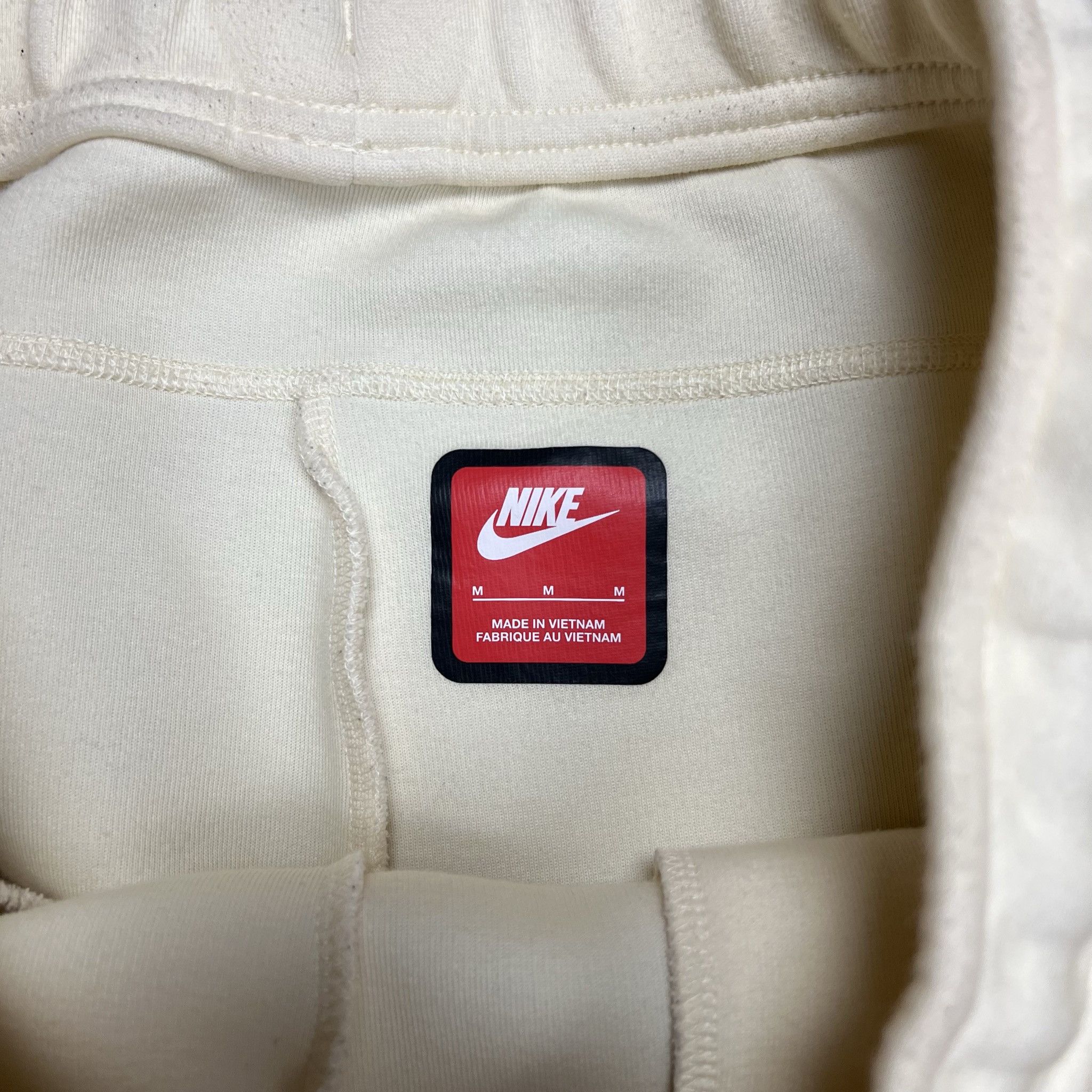 Nike Nike Sportswear Tech Fleece Coconut Milk Joggers - M Size US 32 / EU 48 - 5 Thumbnail