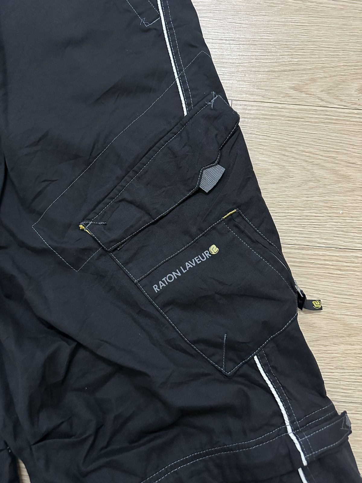 Japanese Brand Raton Laveur Gorpcore Multi Pocket Baggy Paracahute Pants Size US 40 / EU 56 - 5 Thumbnail
