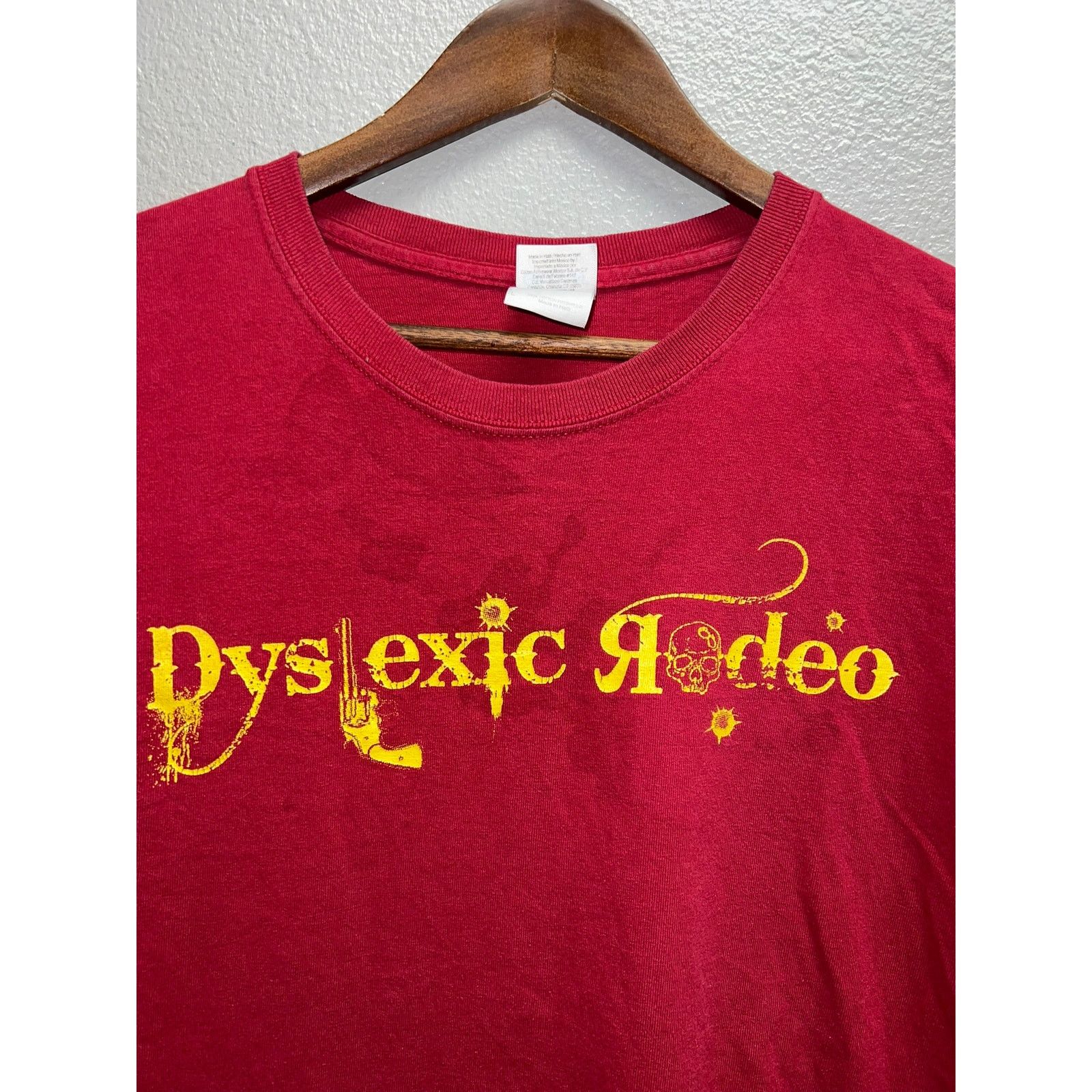 Gildan Dyslexic Rodeo Shirt Band Concert Tour Tee Stained Stain L Size US L / EU 52-54 / 3 - 2 Thumbnail