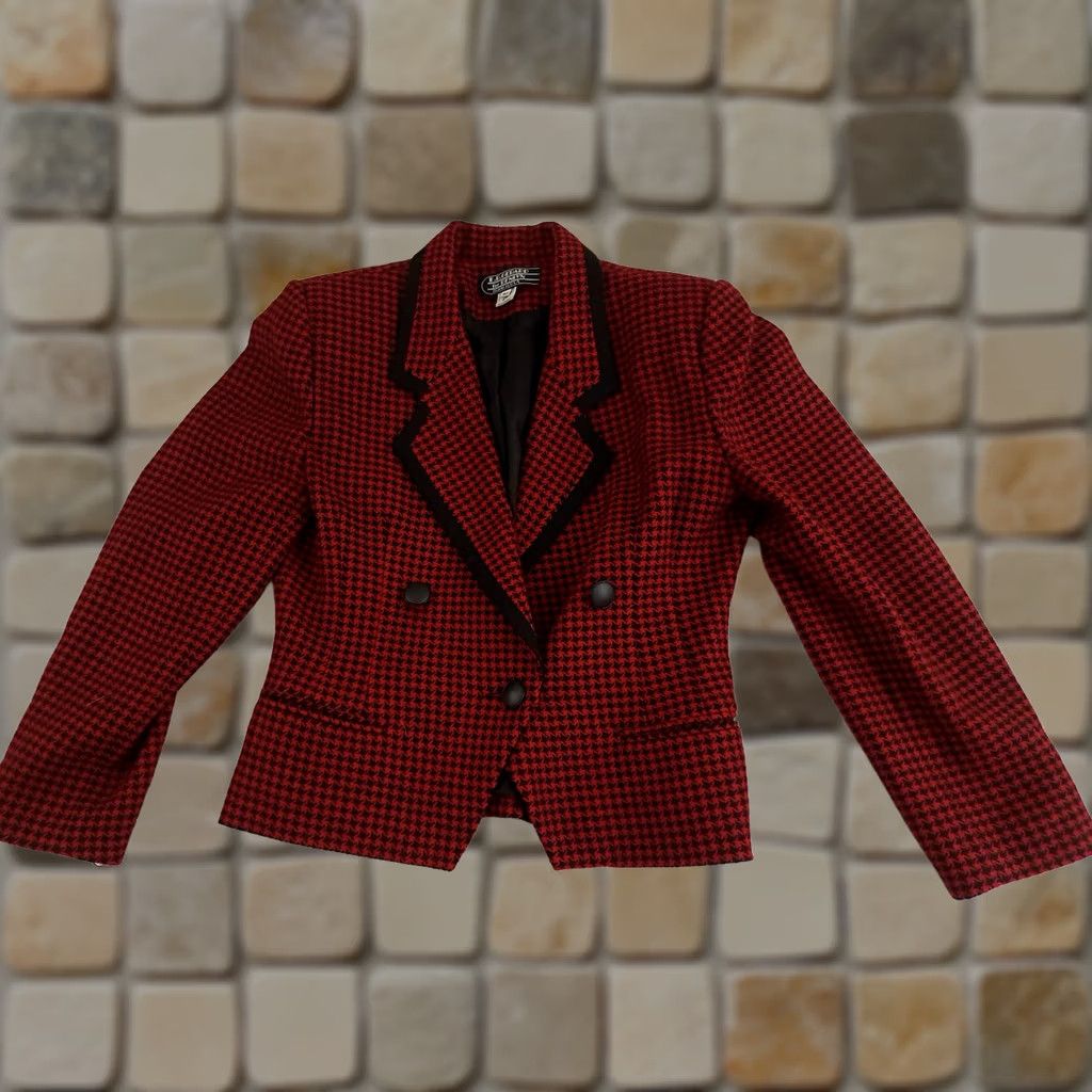 Vintage VINTAGE ER GERARD FOR RENLYN Woman Jacket Houndstooth Red Wool Button sz 10 USA 80s Cardigan Women Size L / US 10 / IT 46 - 1 Thumbnail