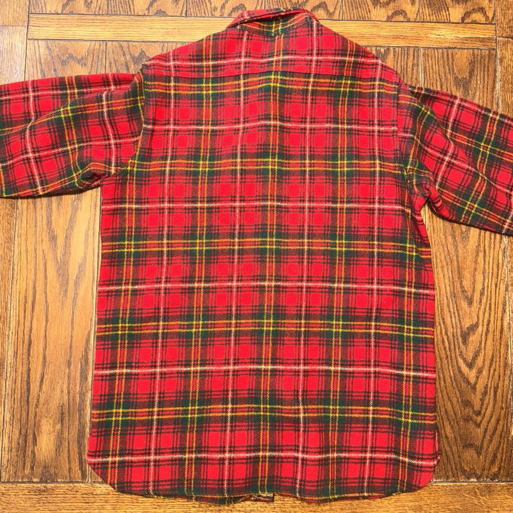 Vintage VINTAGE Woolrich Mens L Flannel Shirt Button Front Wool Plaid Red Size US L / EU 52-54 / 3 - 6 Thumbnail
