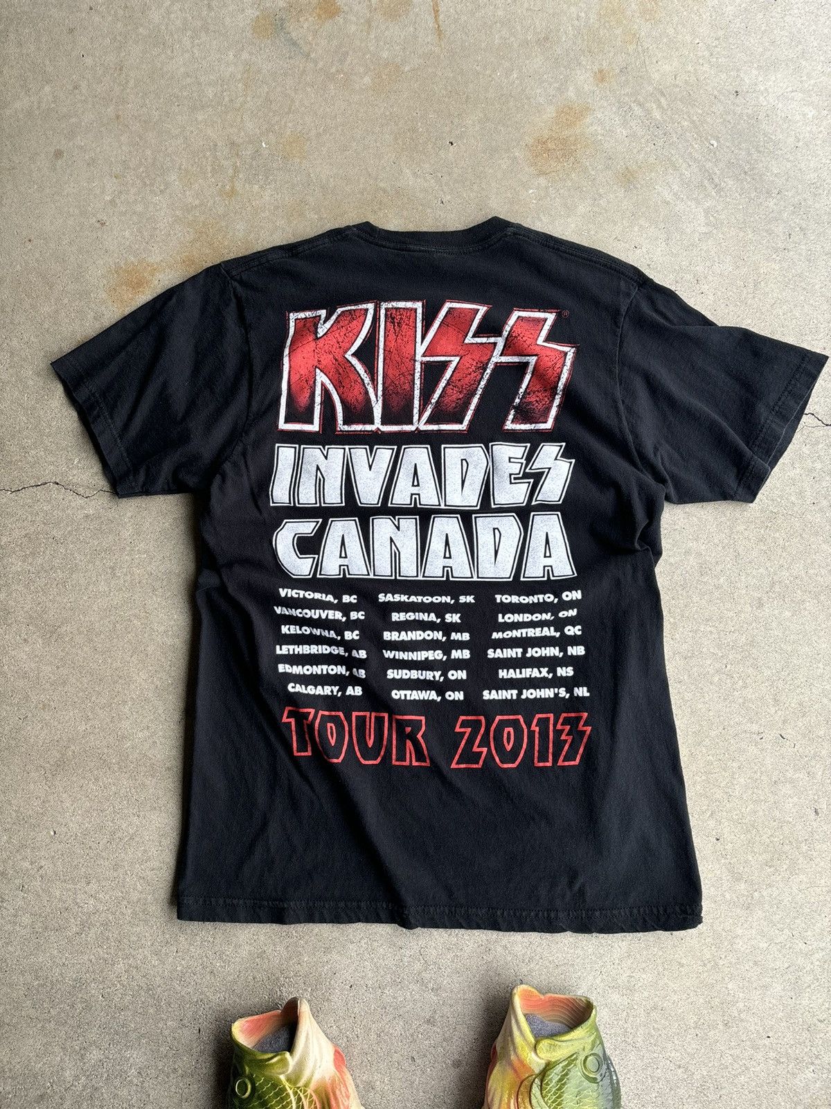 Band Tees × Vintage Crazy Vintage Kiss Canada Tour 2013 Faded Black Boxy Tee Size US L / EU 52-54 / 3 - 2 Thumbnail