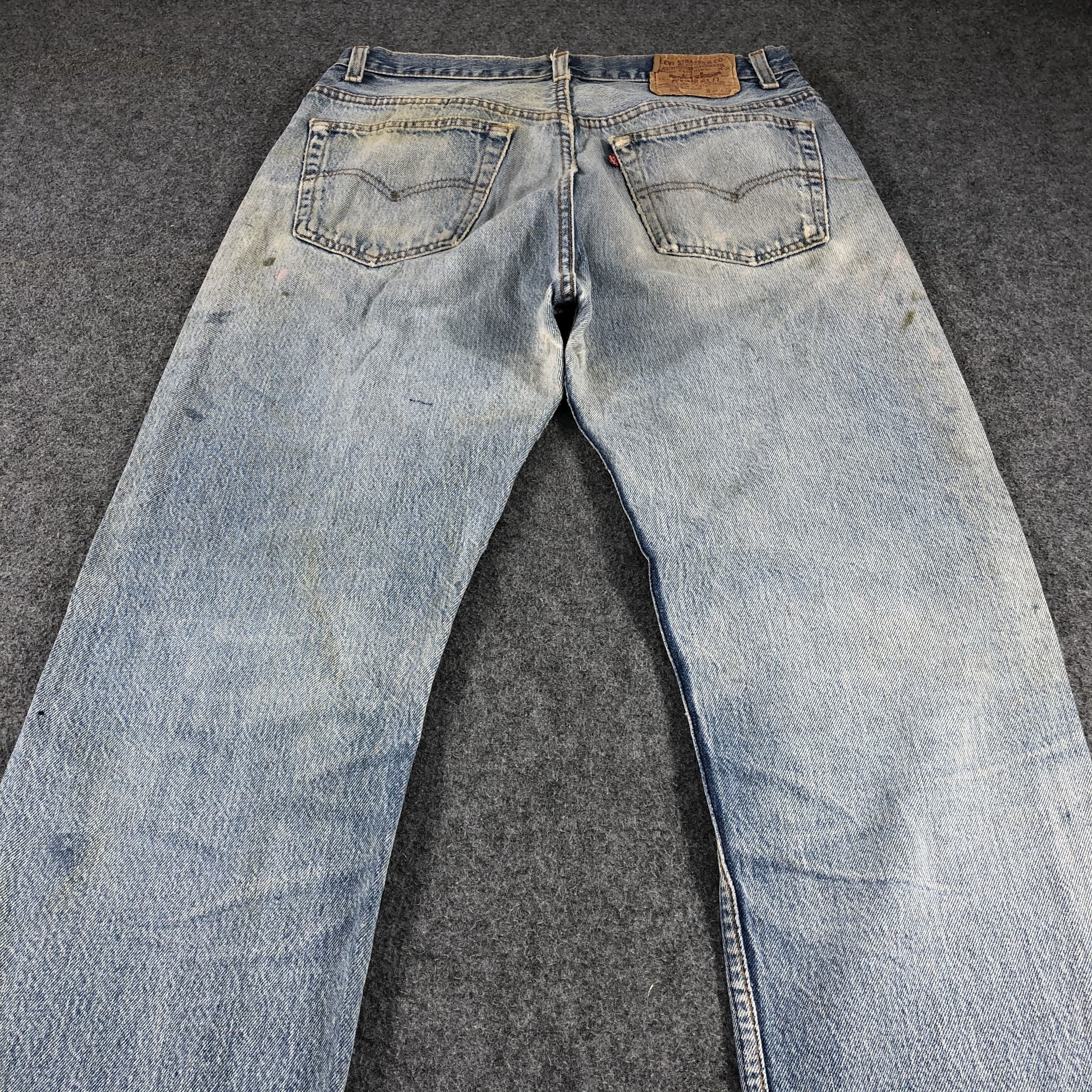 Levi's × Vintage Vintage 90s Distress Light Wash Levis 501 Jeans-JM875 Size US 31 - 4 Thumbnail