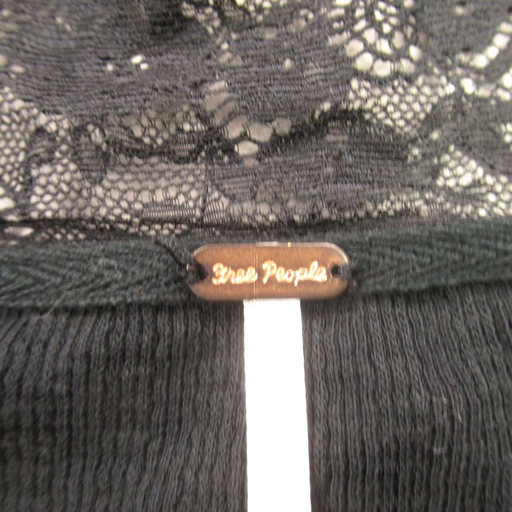 Free People Free People Shirt Womens Medium Long Sleeve Button Front Black V Neck Size M / US 6-8 / IT 42-44 - 4 Thumbnail