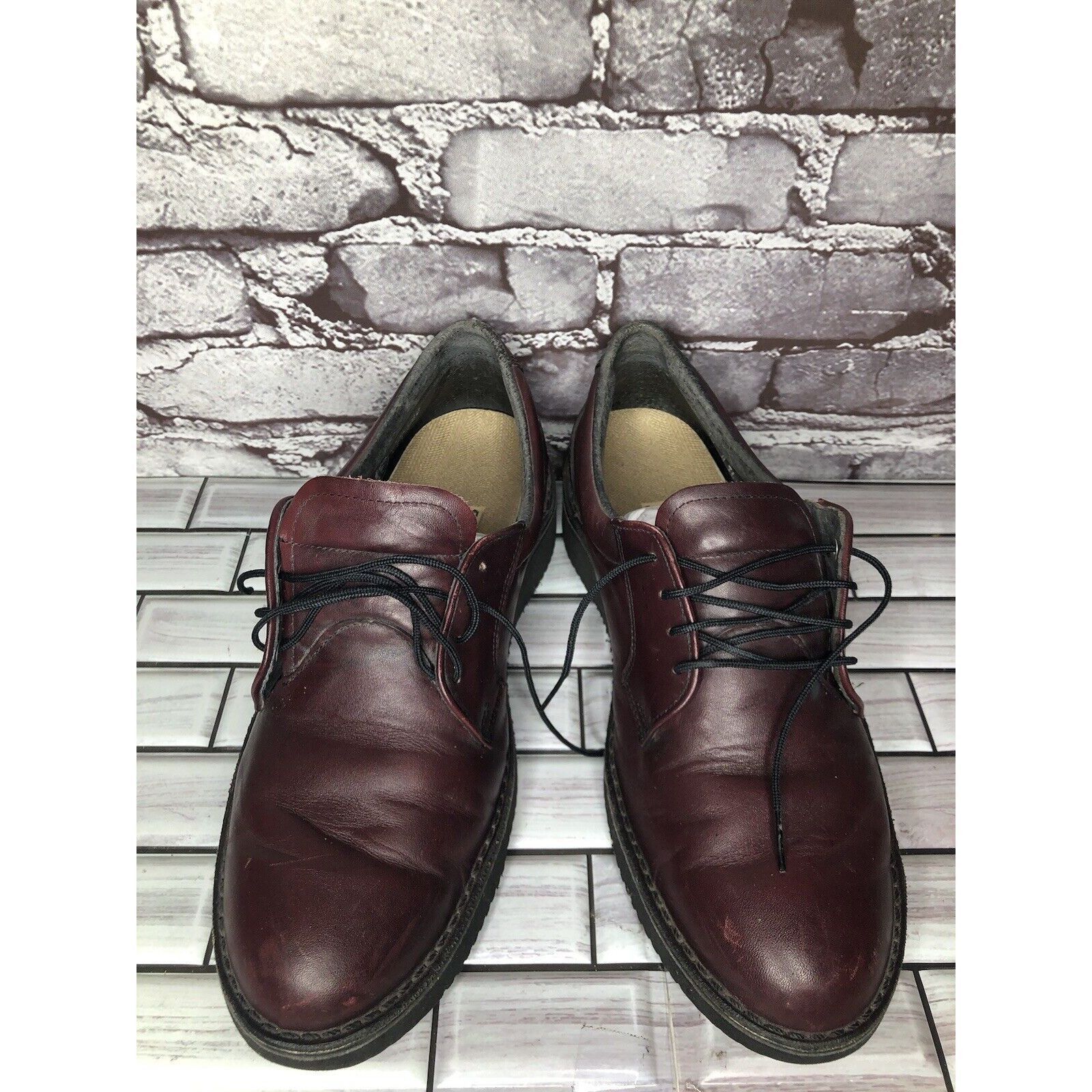 L.L. Bean L.L Bean Freeport Maine Red Leather Oxfords Lace Up Shoes Me Size US 10 / EU 43 - 18 Thumbnail