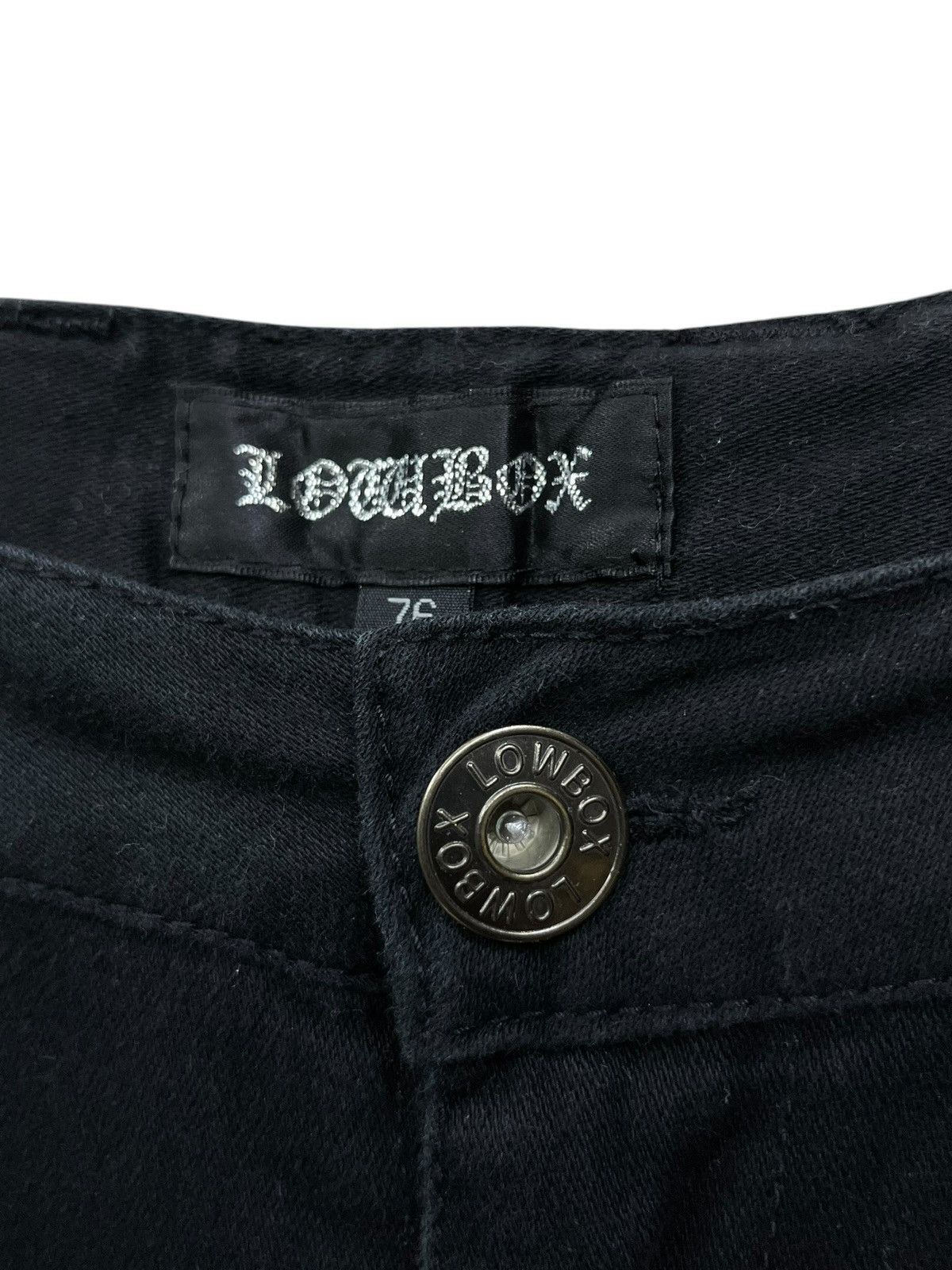 LOWBOX Lowbox Avant Garde 3D Cargo Gasmask 3/4 Shorts Pants Size US 29 - 7 Thumbnail