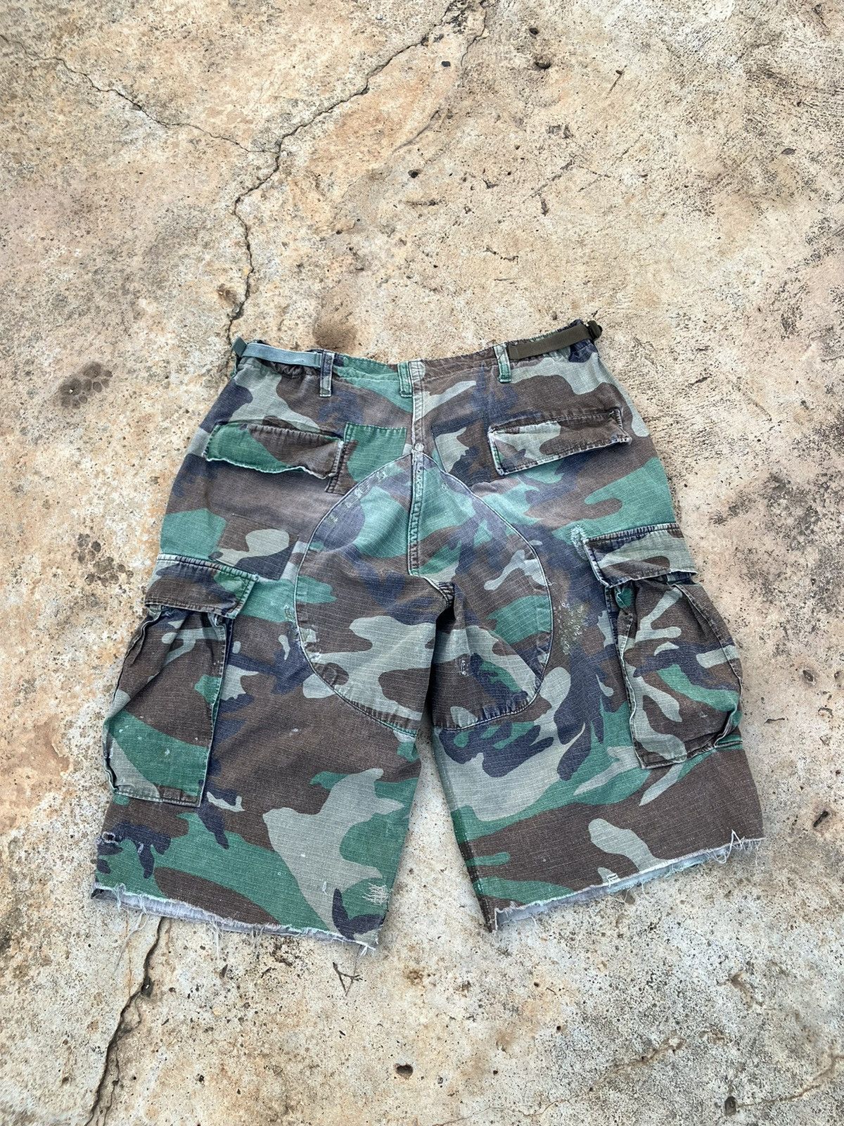 Woodlands Custom Short Vintage military cargo pants 1998‘s Size US 32 / EU 48 - 5 Thumbnail