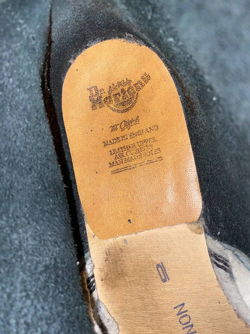 Dr. Martens Dr.Martens Size US 10 / EU 43 - 6 Thumbnail