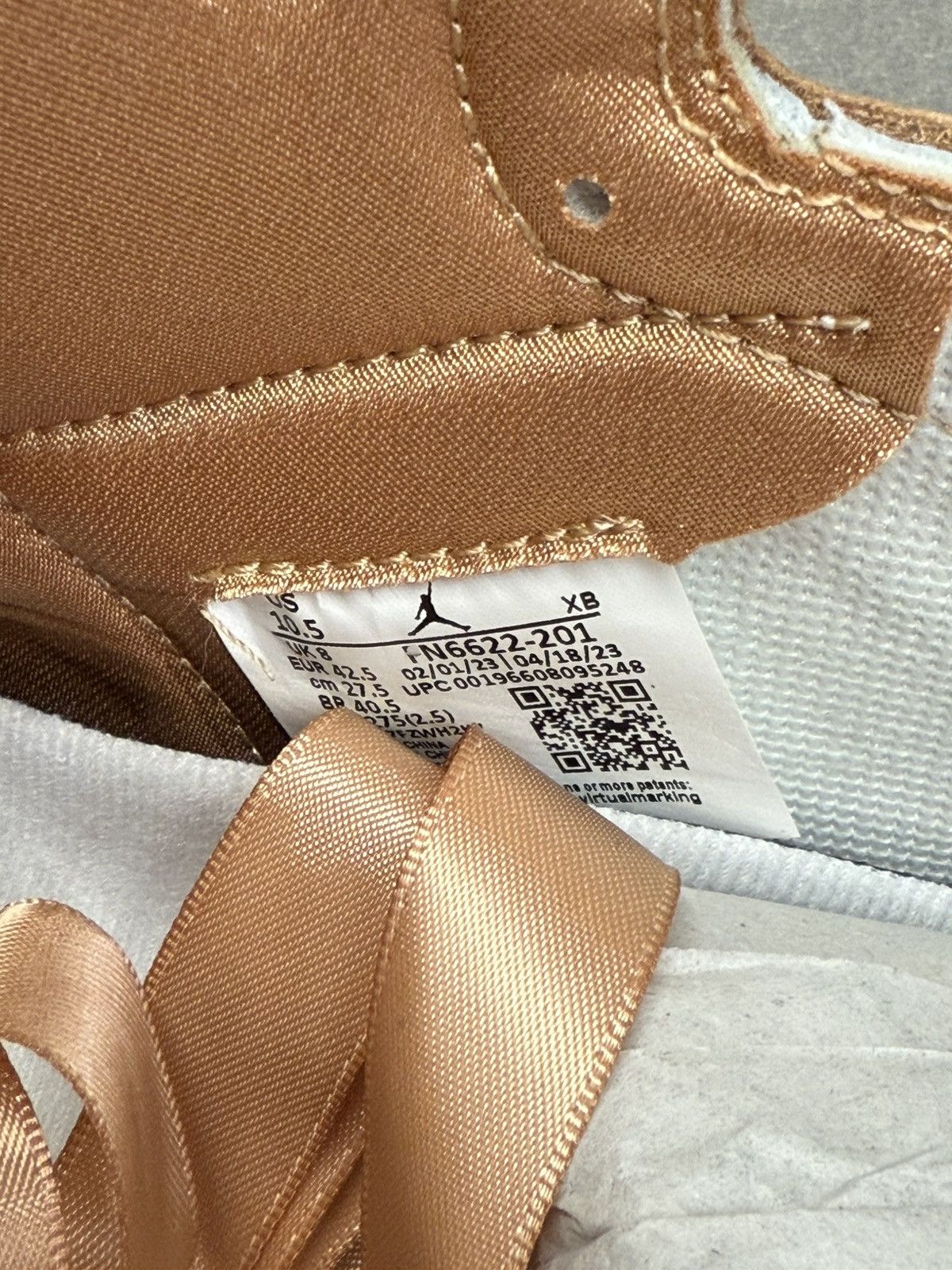 Jordan Brand Jordan 1 Retro High OG Praline Women’s Size US 10.5 / IT 40.5 - 9 Thumbnail