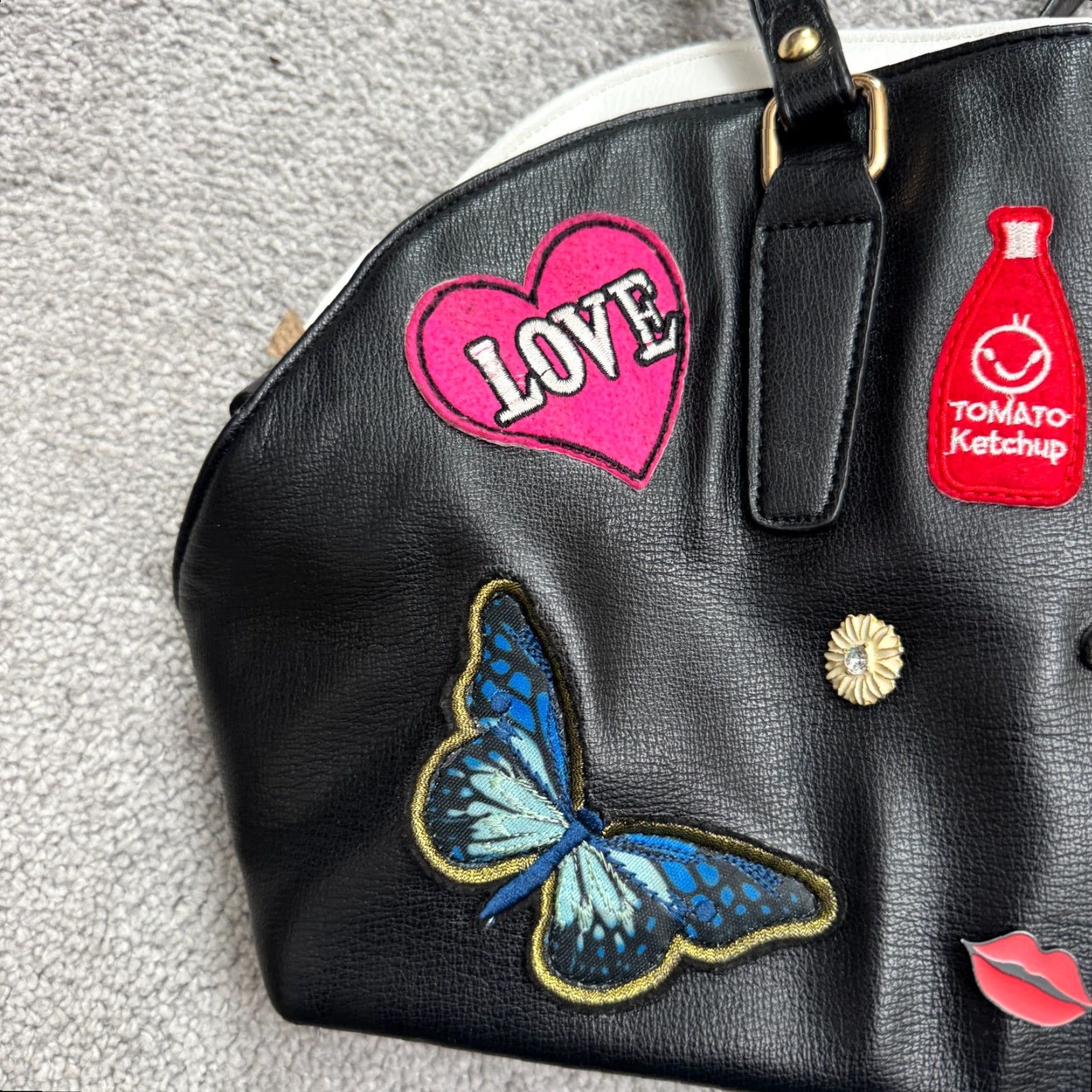 Vintage VINTAGE Amy & Joey Leather Tote Bag Women Medium Black Patches Graphic Statement Chic Size ONE SIZE - 4 Thumbnail