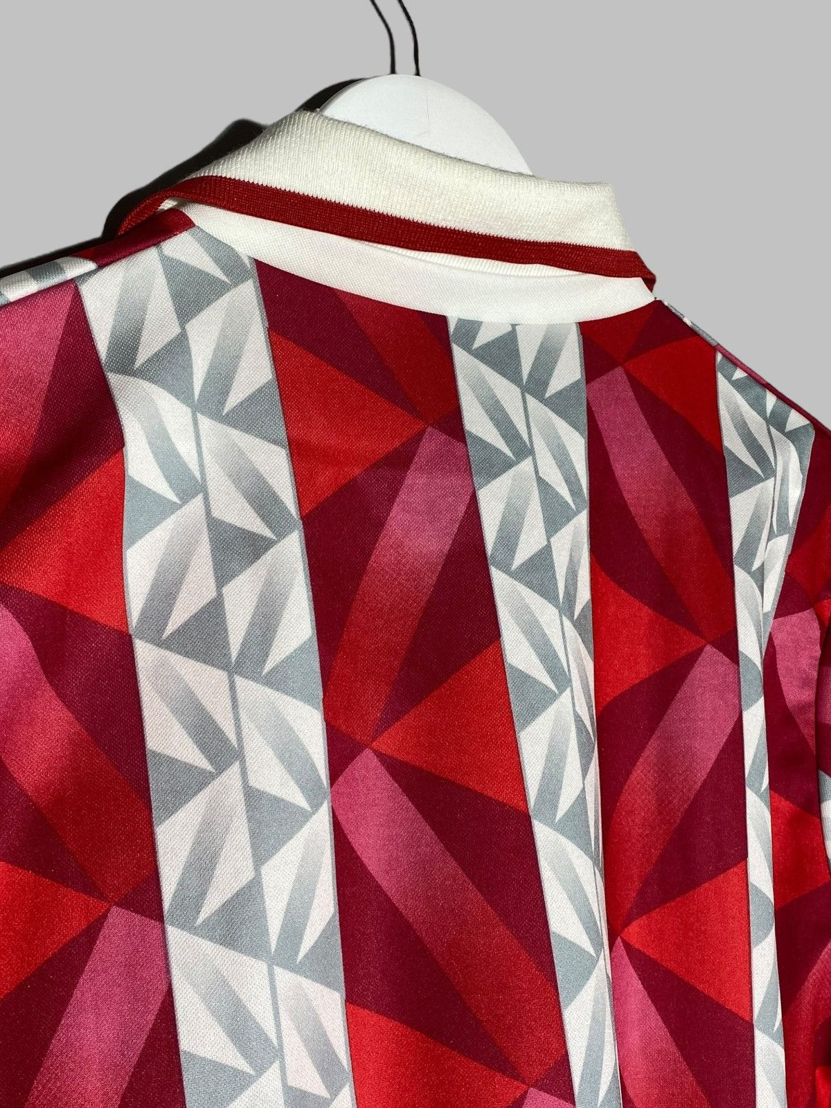 Vintage 🔥 90s LOTTO CALCIO ITALIA GEOMETRIC JERSEY AC MILAN VIBES Size US XS / EU 42 / 0 - 9 Thumbnail