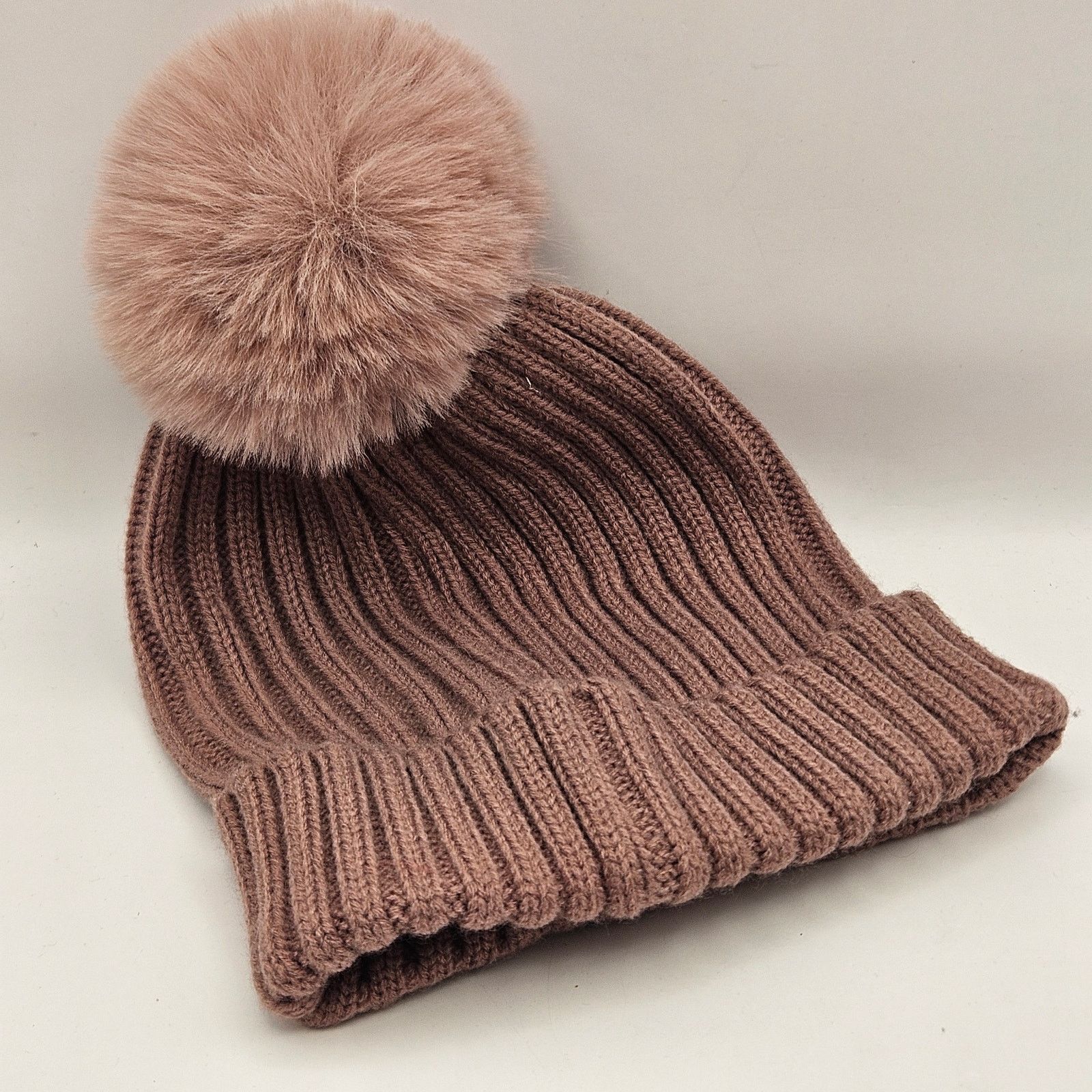 Other KIT FURRY BALL BEANIE DUSTY ROSE NWT Size ONE SIZE - 2 Thumbnail