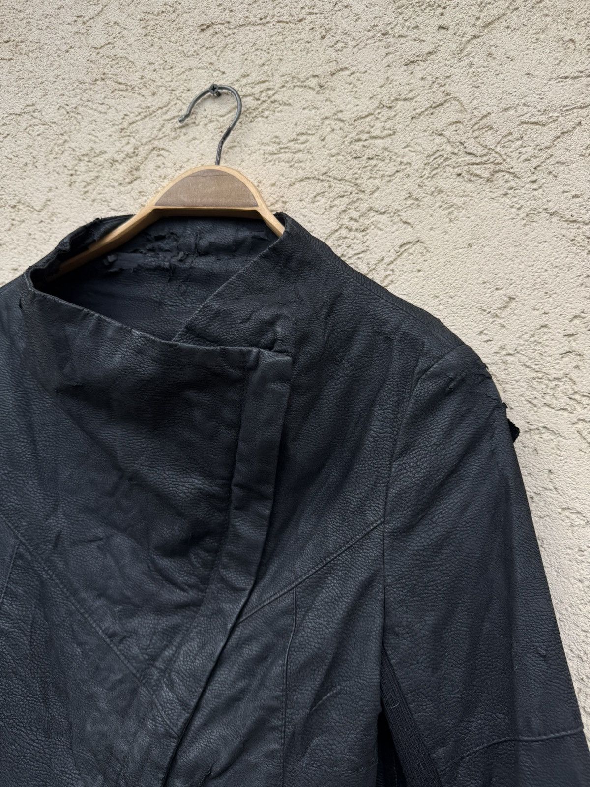Rick Owens Vintage Asymmetric Distressed Big Neck Leather Jacket Size US S / EU 44-46 / 1 - 3 Thumbnail
