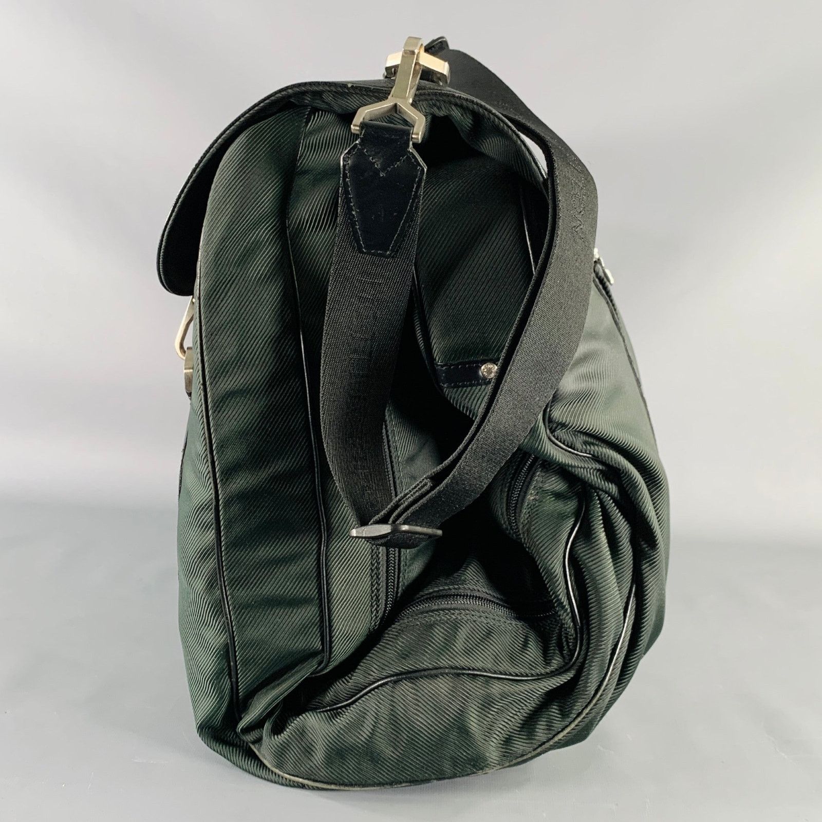 Louis Vuitton Taiga Portable Gibeciere Ardoise Two Tone Nylon Leather Size ONE SIZE - 6 Thumbnail