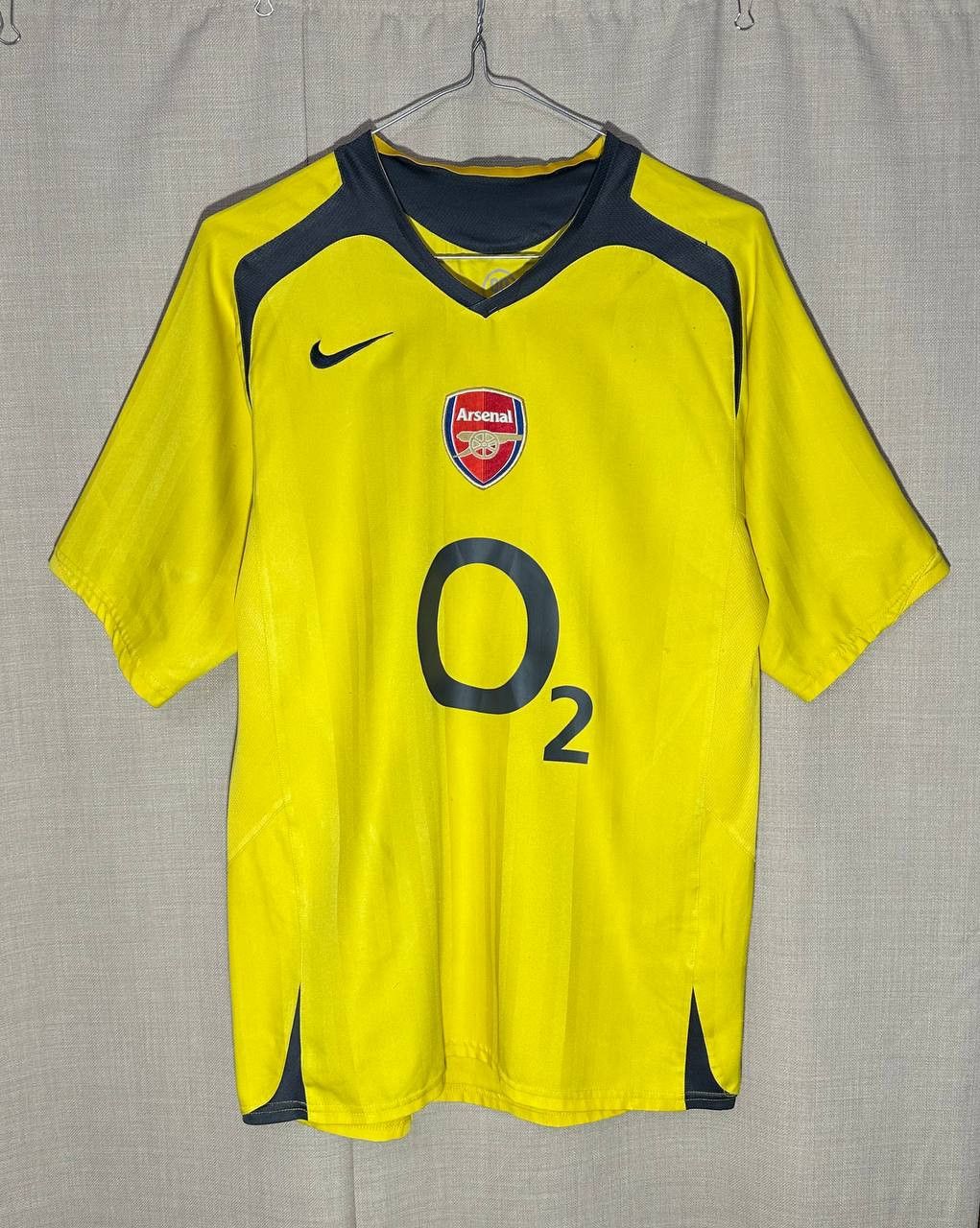 Nike Arsenal 2005 - 2006 Away football shirt Jersey Nike soccer Size US S / EU 44-46 / 1 - 1 Thumbnail
