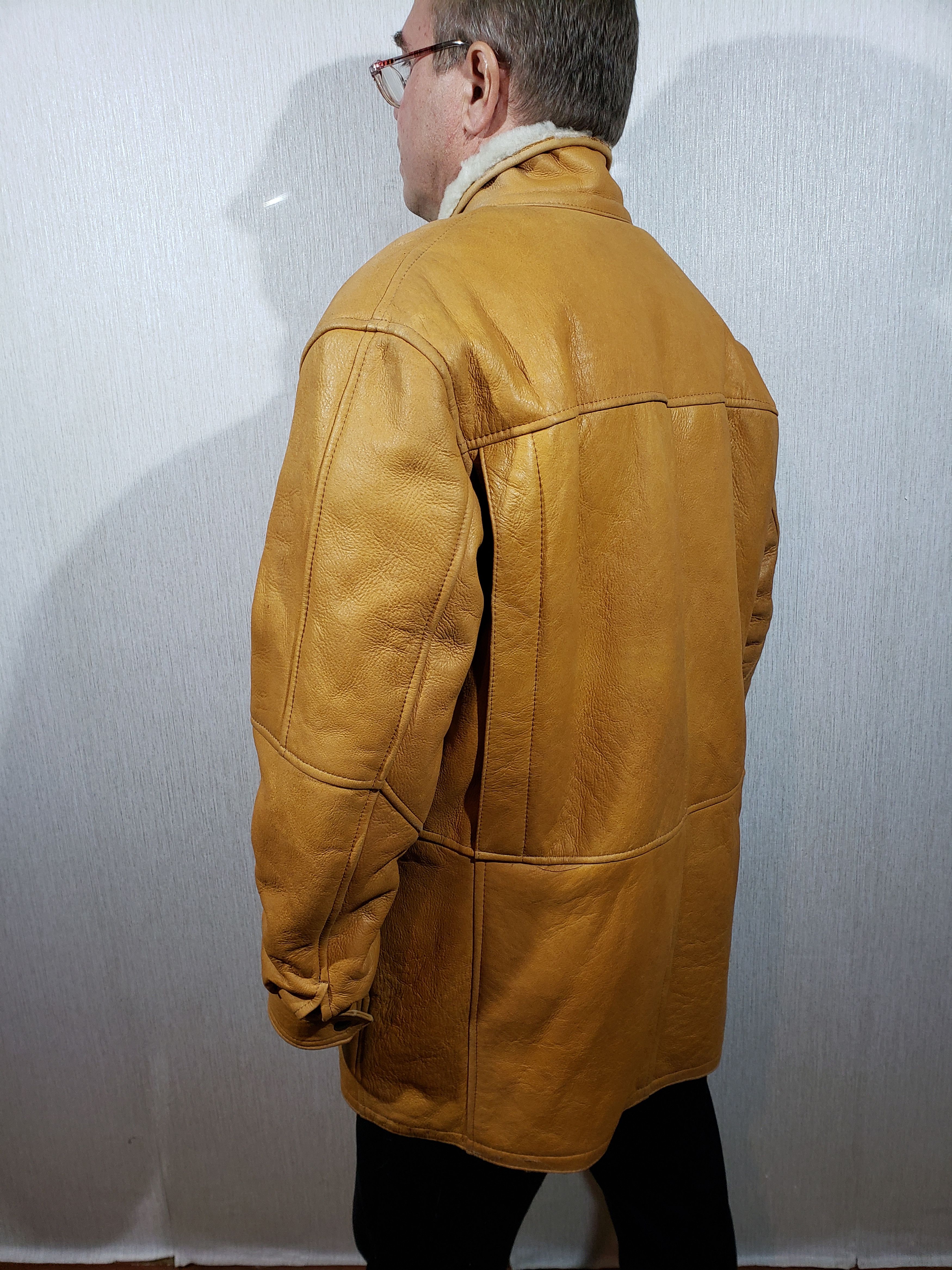 Other Men's brown sheepskin coat with plastic zipper. Size US XL / EU 56 / 4 - 5 Thumbnail