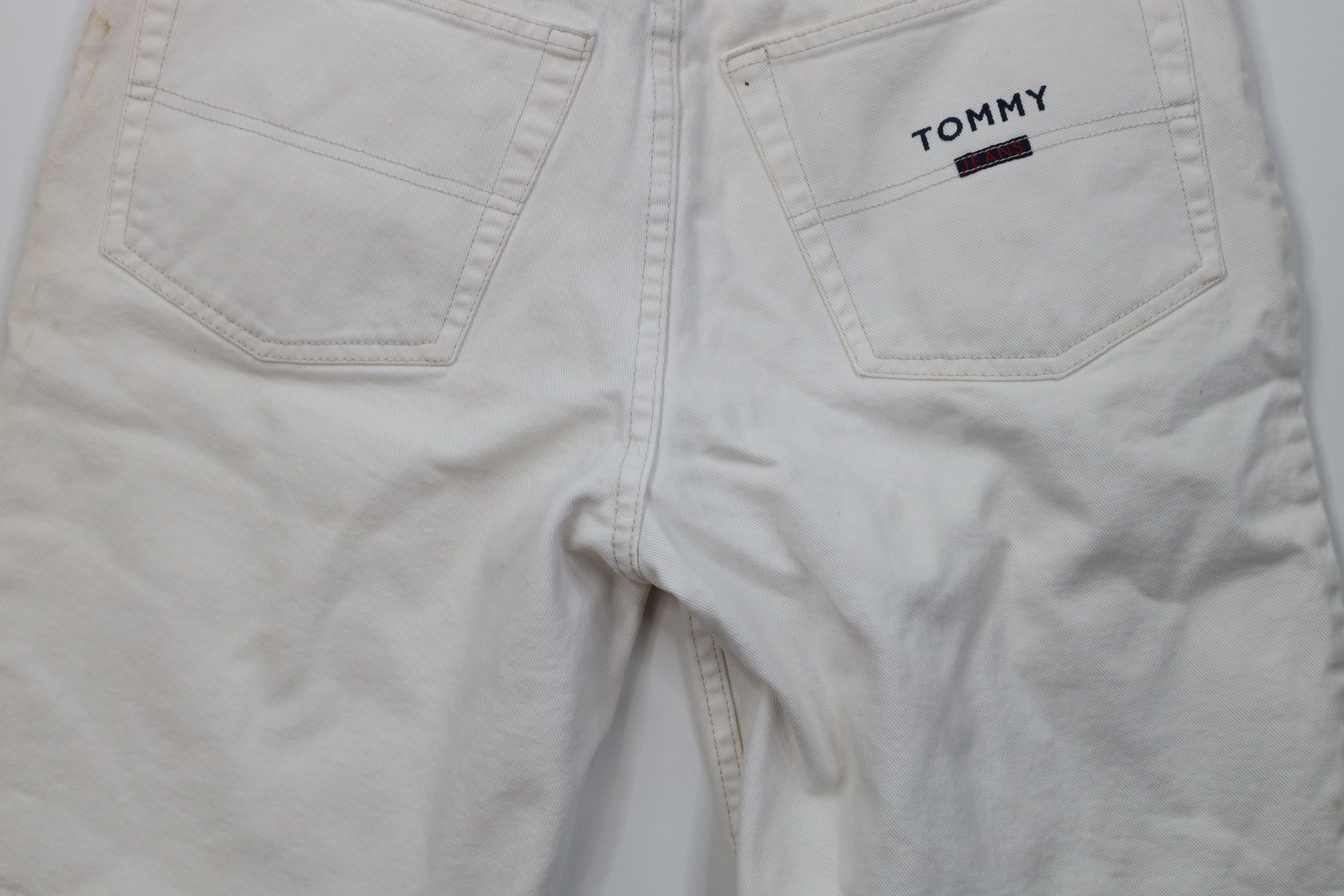 Tommy Hilfiger Vintage 90s Tommy Hilfiger Denim Jean Shorts White Cotton Size US 32 / EU 48 - 13 Thumbnail