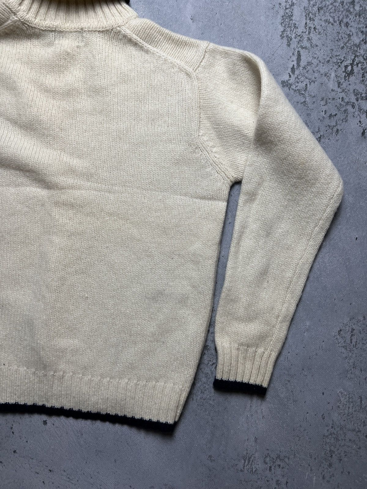 Diesel Diesel Vintage Distressed Knitwear Cream Wool Sweater 90's Size L / US 10 / IT 46 - 10 Thumbnail