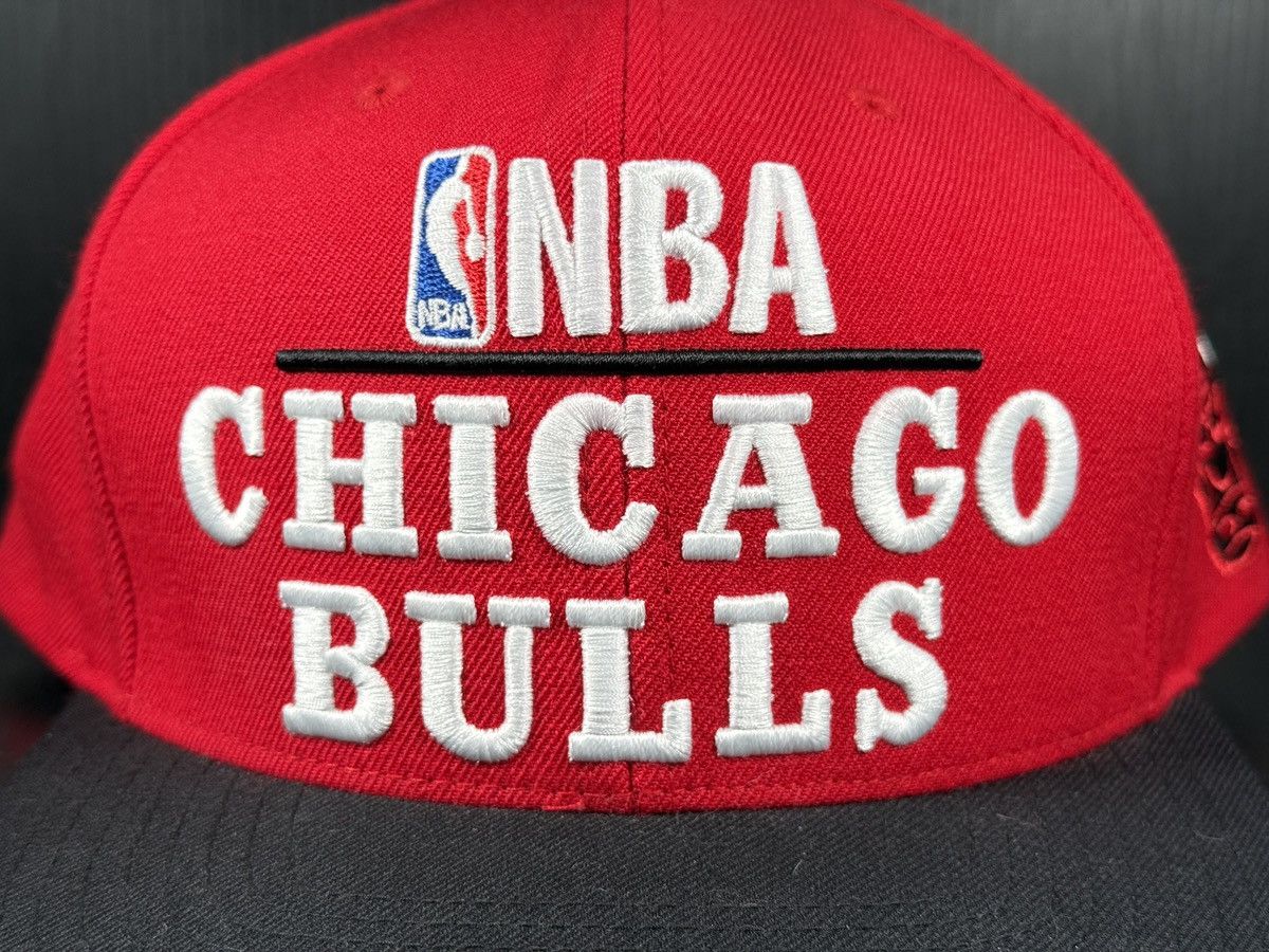 Mitchell & Ness MITCHELL & NESS X NBA CHICAGO BULLS VINTAGE SNAPBACK Size ONE SIZE - 2 Thumbnail