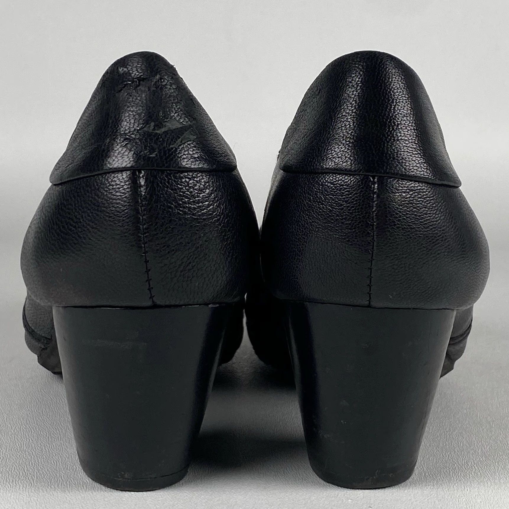 Vintage Womens Baretraps Pump Black Leather Slip On 8.5 M Round Toe Block Heel Cushioned Comfort Shoes Size US 7 / IT 37 - 6 Thumbnail