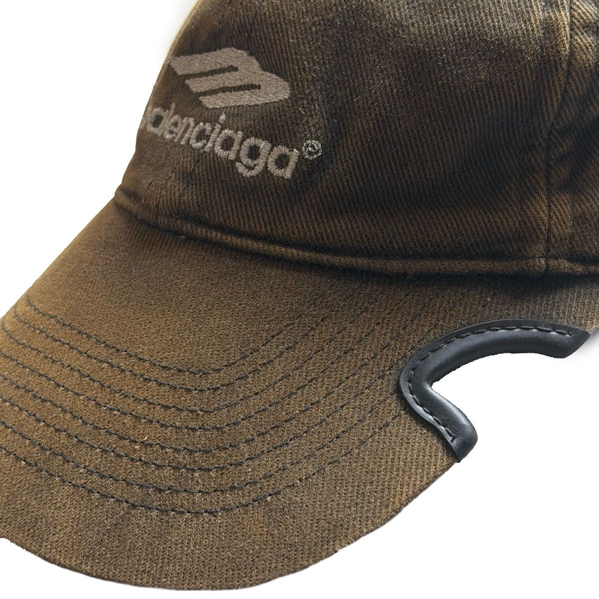 Balenciaga Balenciaga Sun Faded Sport Logo Flat Cap Size ONE SIZE - 6 Thumbnail