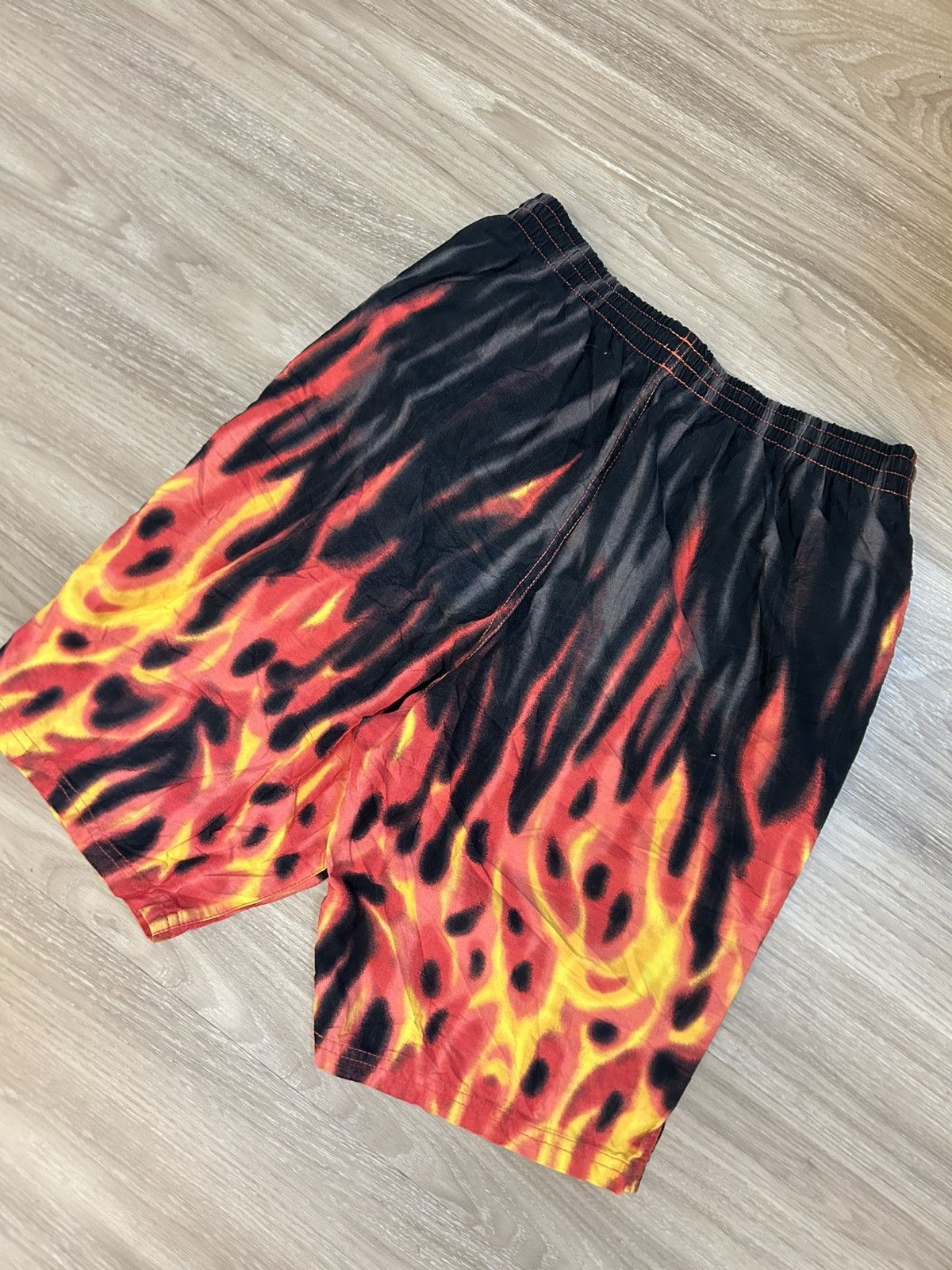 Japanese Brand Vintage Airwalk Flame Graphic Mesh Shorts - Streetwear Size US 32 / EU 48 - 5 Thumbnail
